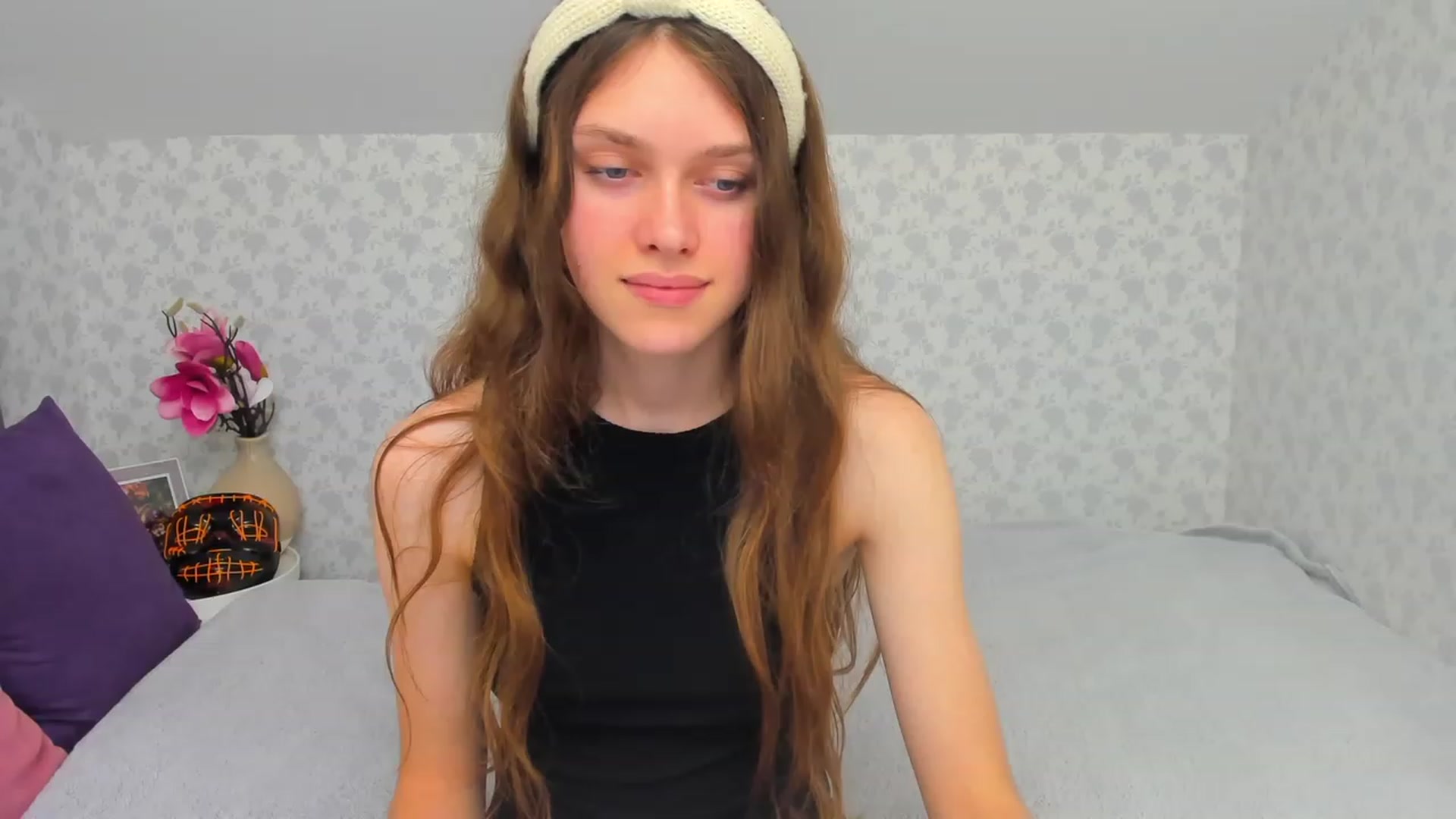 Gallery image thumbnail from JaneBrown's myfreecams stream on, 10/28/2023, 14:28 image 13 of 20