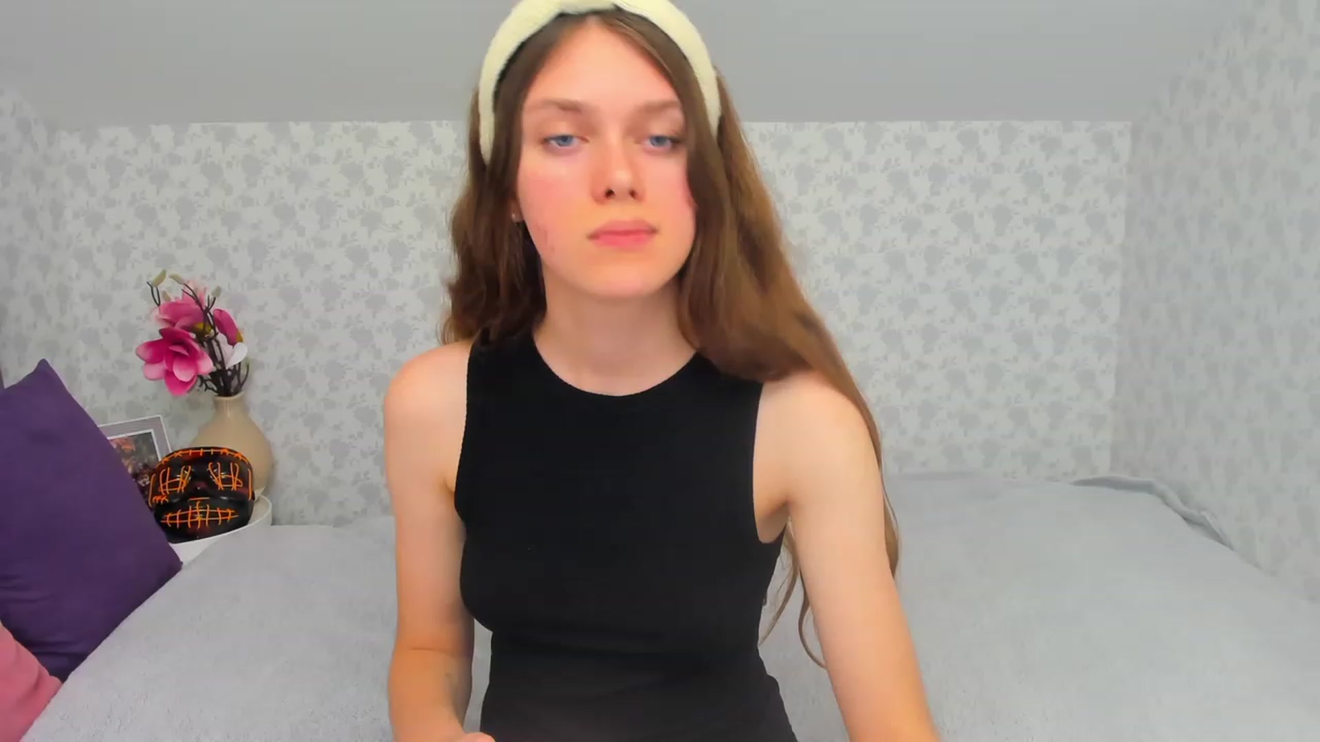 Gallery image thumbnail from JaneBrown's myfreecams stream on, 10/28/2023, 14:28 image 16 of 20