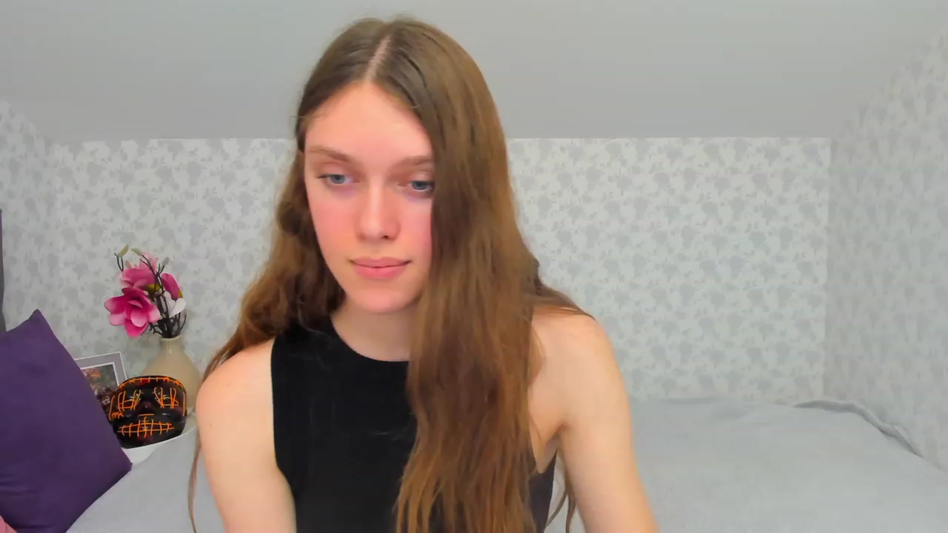 Gallery image thumbnail from JaneBrown's myfreecams stream on, 10/28/2023, 16:01 image 19 of 20