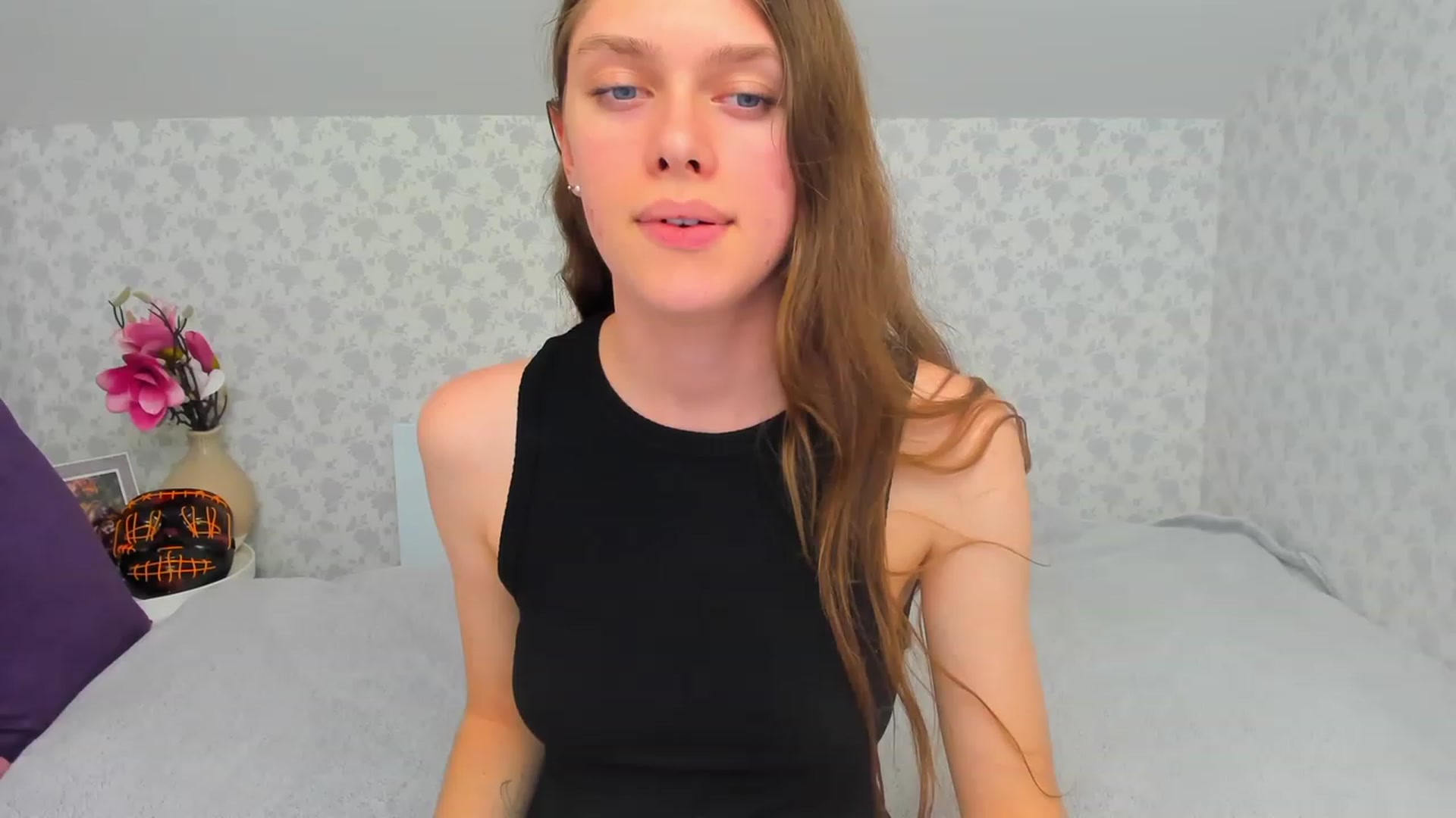 Gallery image thumbnail from JaneBrown's myfreecams stream on, 10/28/2023, 16:01 image 9 of 20