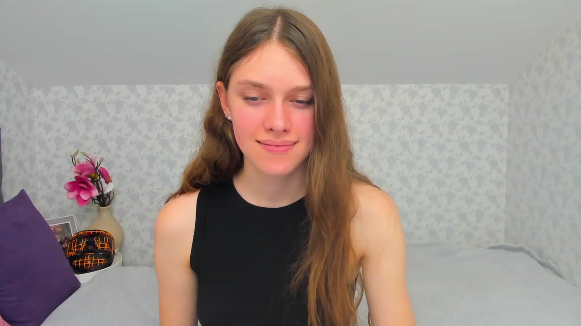 Gallery image thumbnail from JaneBrown's myfreecams stream on, 10/28/2023, 16:01 image 16 of 20