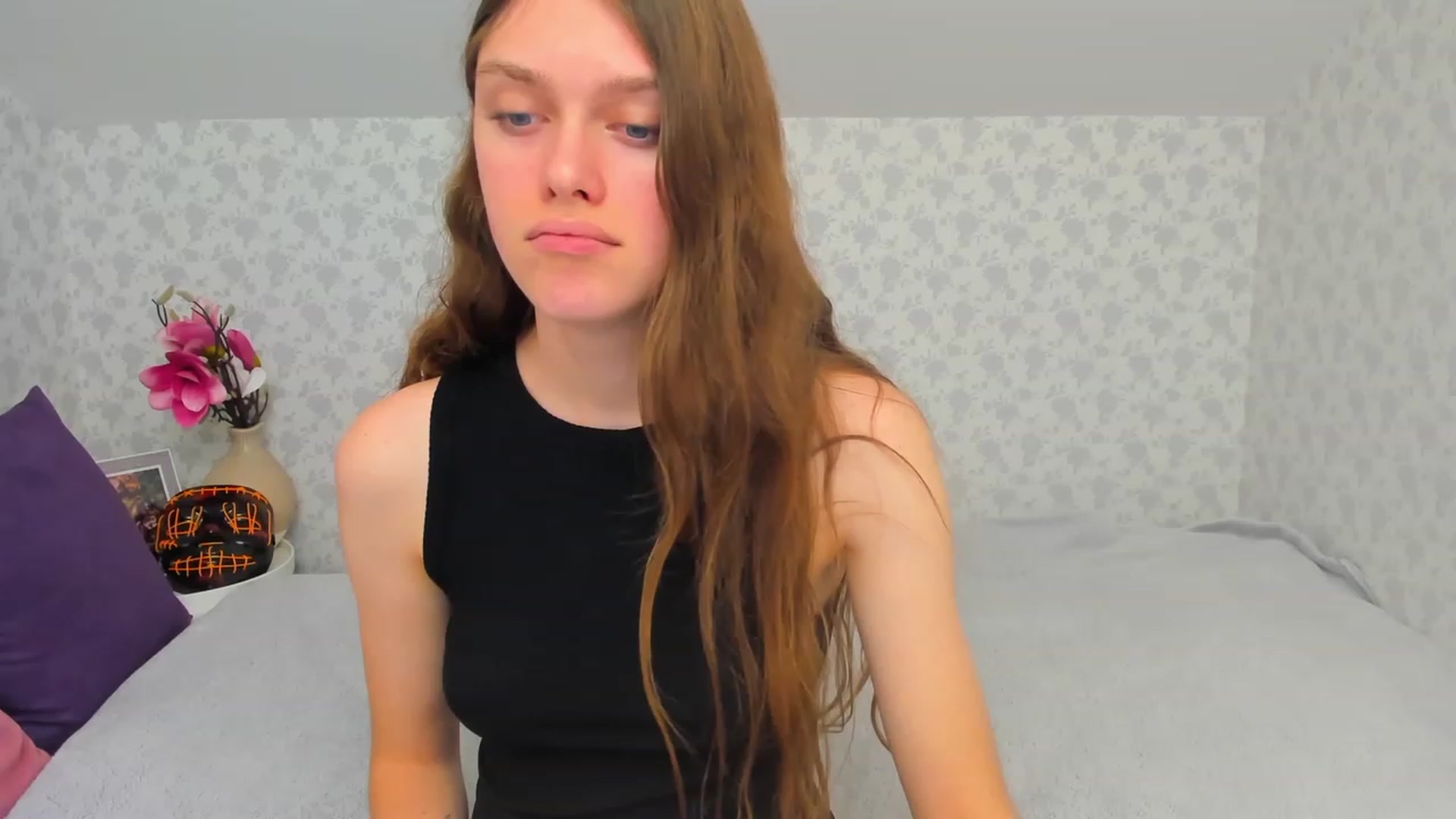 Gallery image thumbnail from JaneBrown's myfreecams stream on, 10/28/2023, 16:01 image 13 of 20