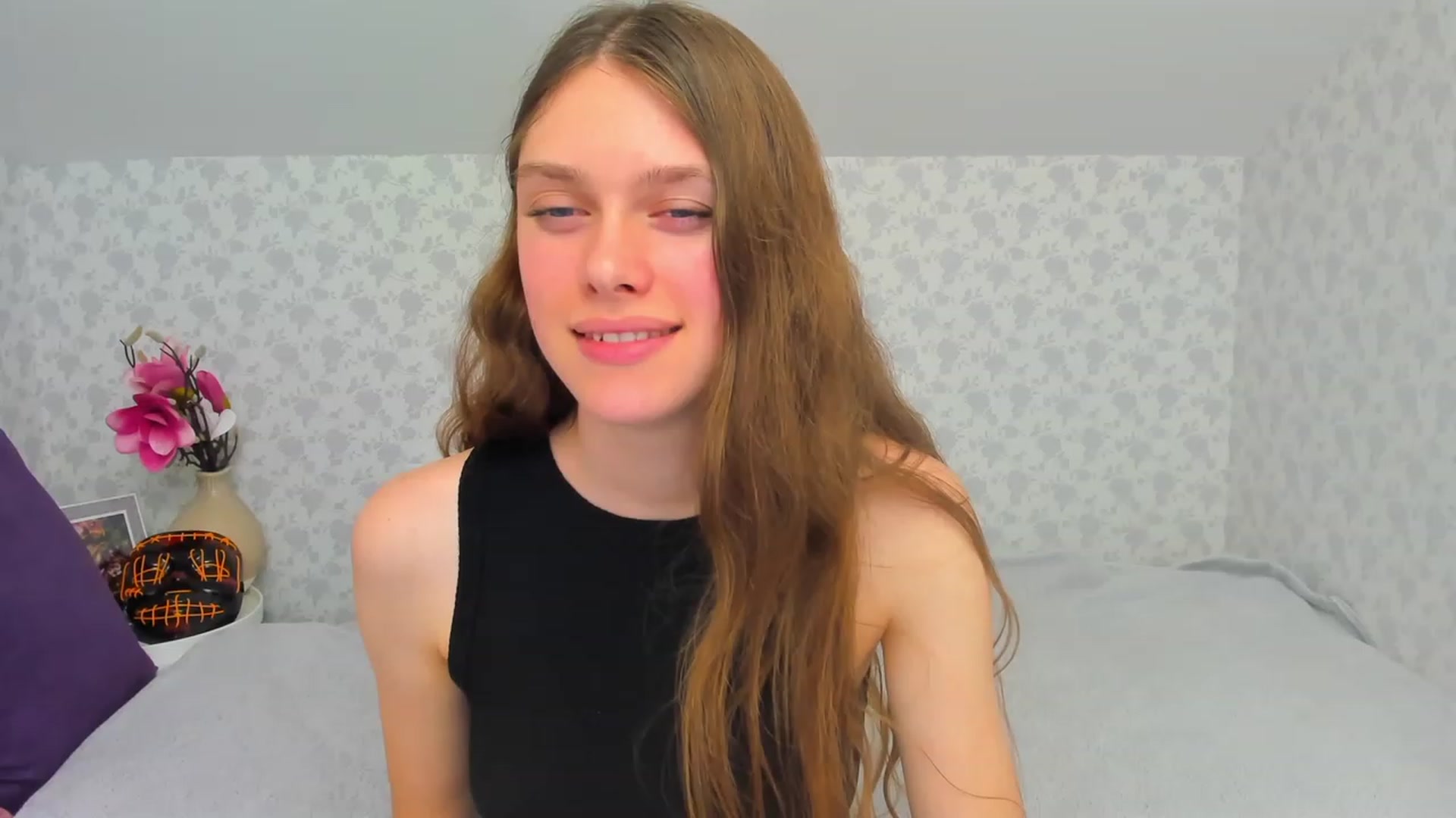 Gallery image thumbnail from JaneBrown's myfreecams stream on, 10/28/2023, 17:27 image 10 of 20