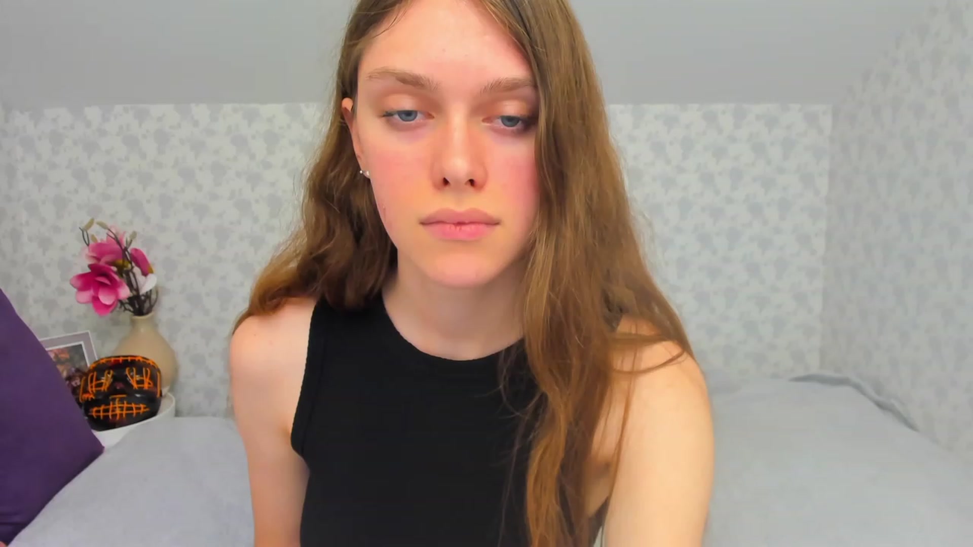 Gallery image thumbnail from JaneBrown's myfreecams stream on, 10/28/2023, 17:27 image 8 of 20
