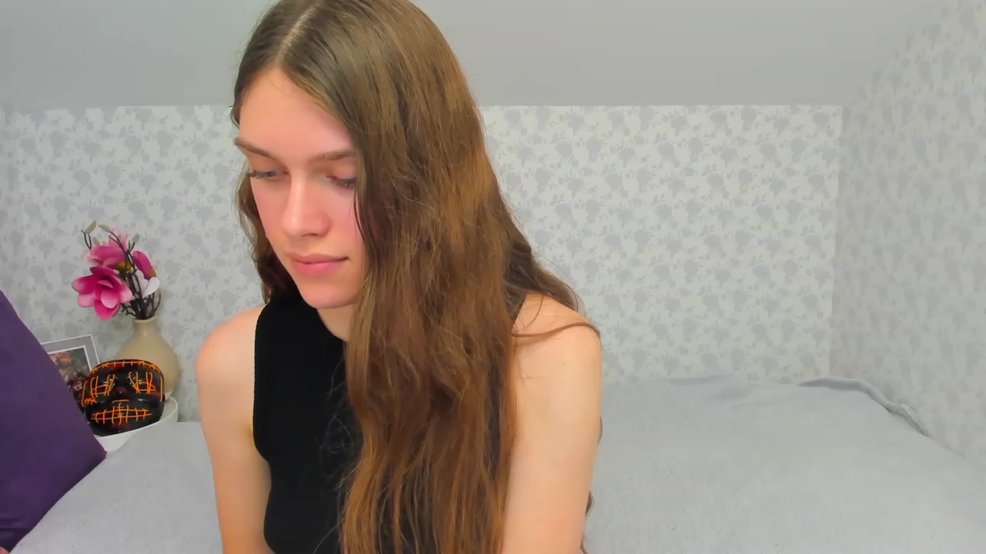 Gallery image thumbnail from JaneBrown's myfreecams stream on, 10/28/2023, 17:27 image 11 of 20