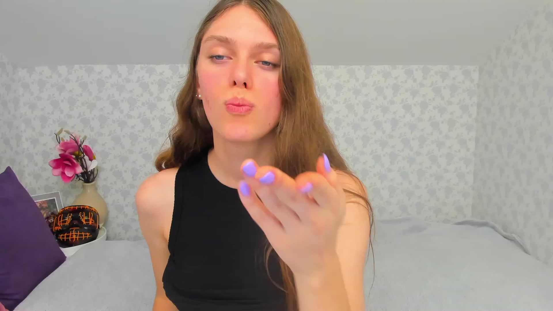 Gallery image thumbnail from JaneBrown's myfreecams stream on, 10/28/2023, 18:19 image 2 of 20