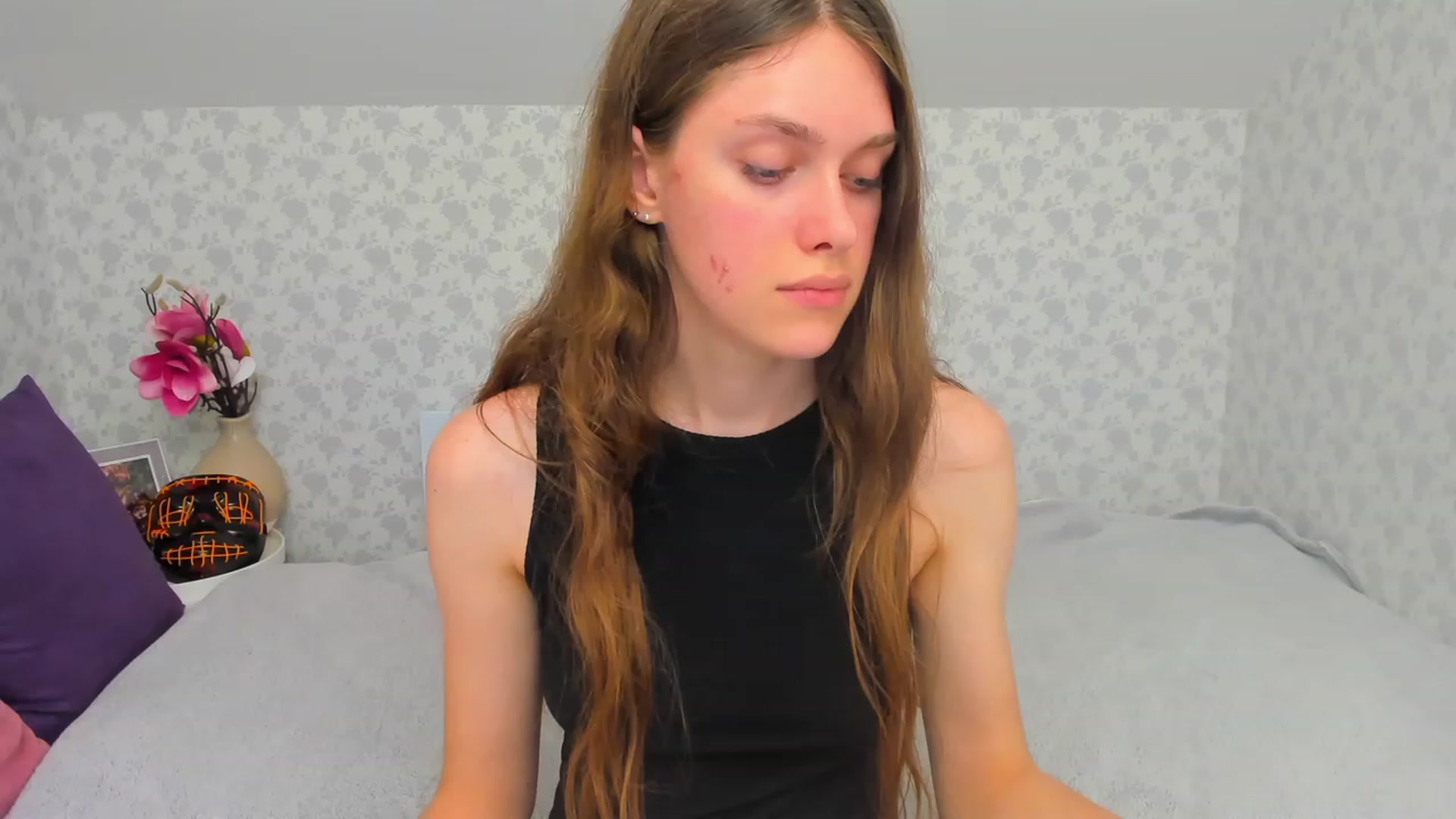 Gallery image thumbnail from JaneBrown's myfreecams stream on, 10/28/2023, 18:19 image 15 of 20