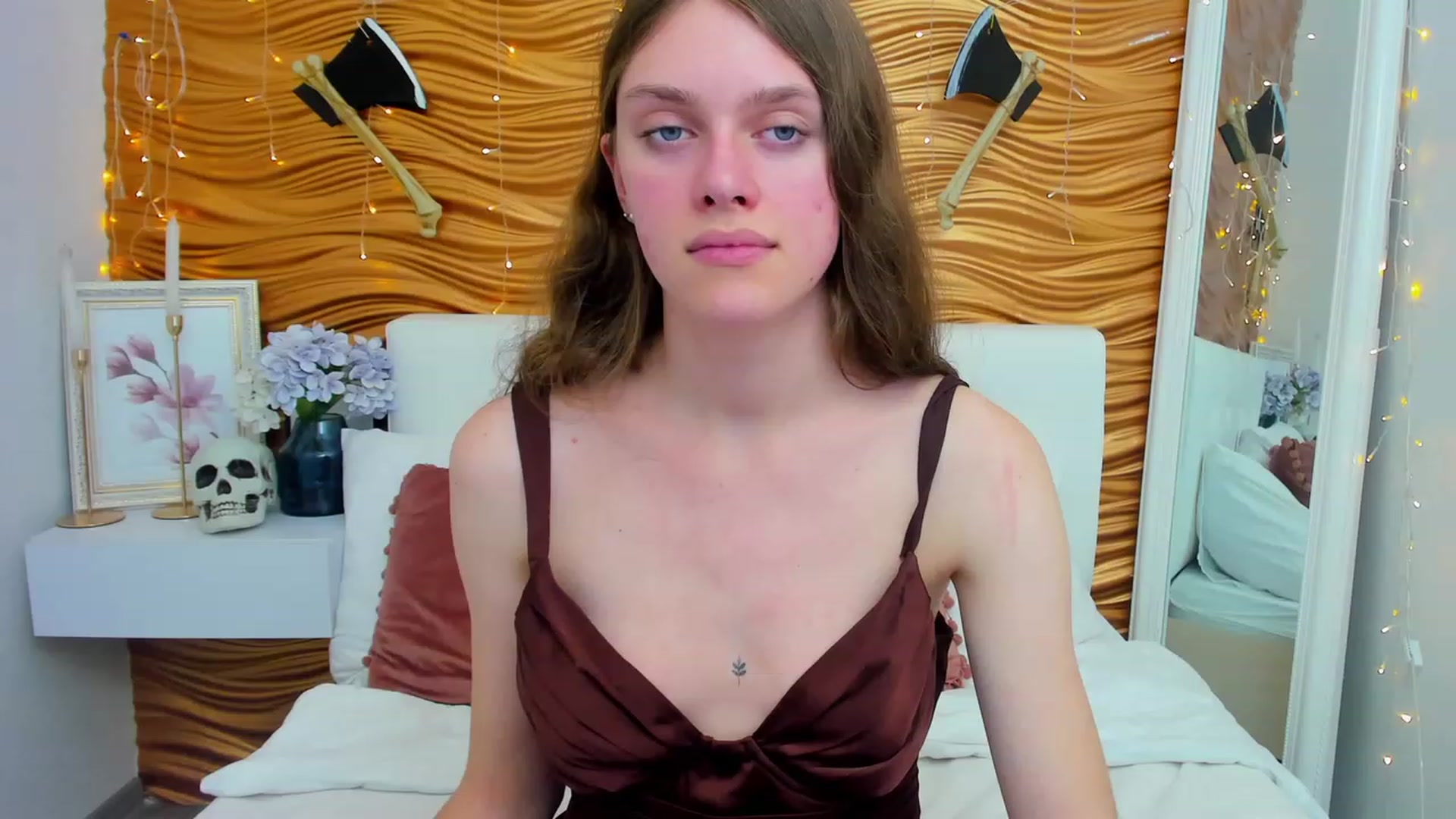 Gallery image thumbnail from JaneBrown's myfreecams stream on, 10/29/2023, 09:50 image 5 of 20