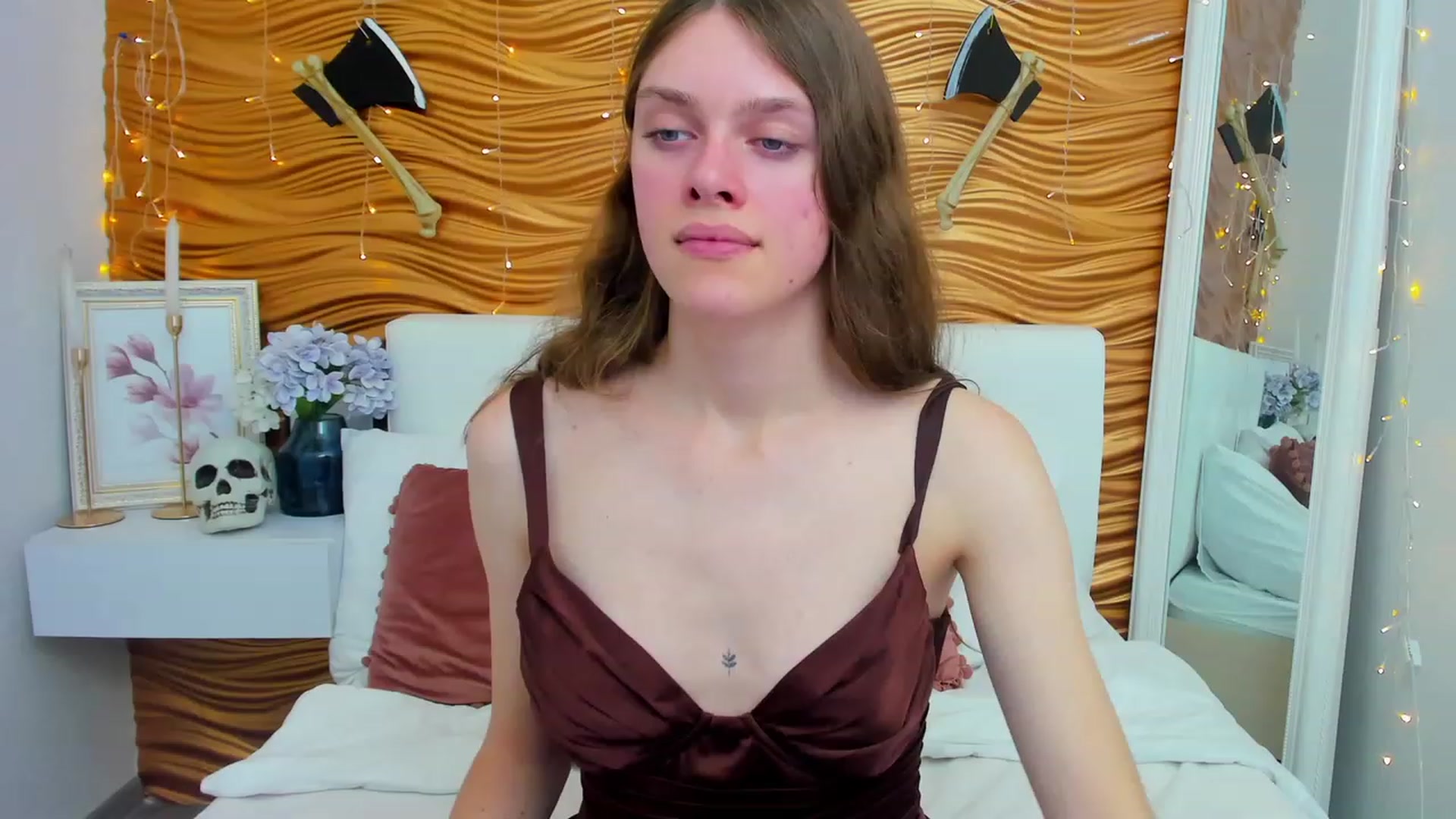 Gallery image thumbnail from JaneBrown's myfreecams stream on, 10/29/2023, 09:50 image 4 of 20