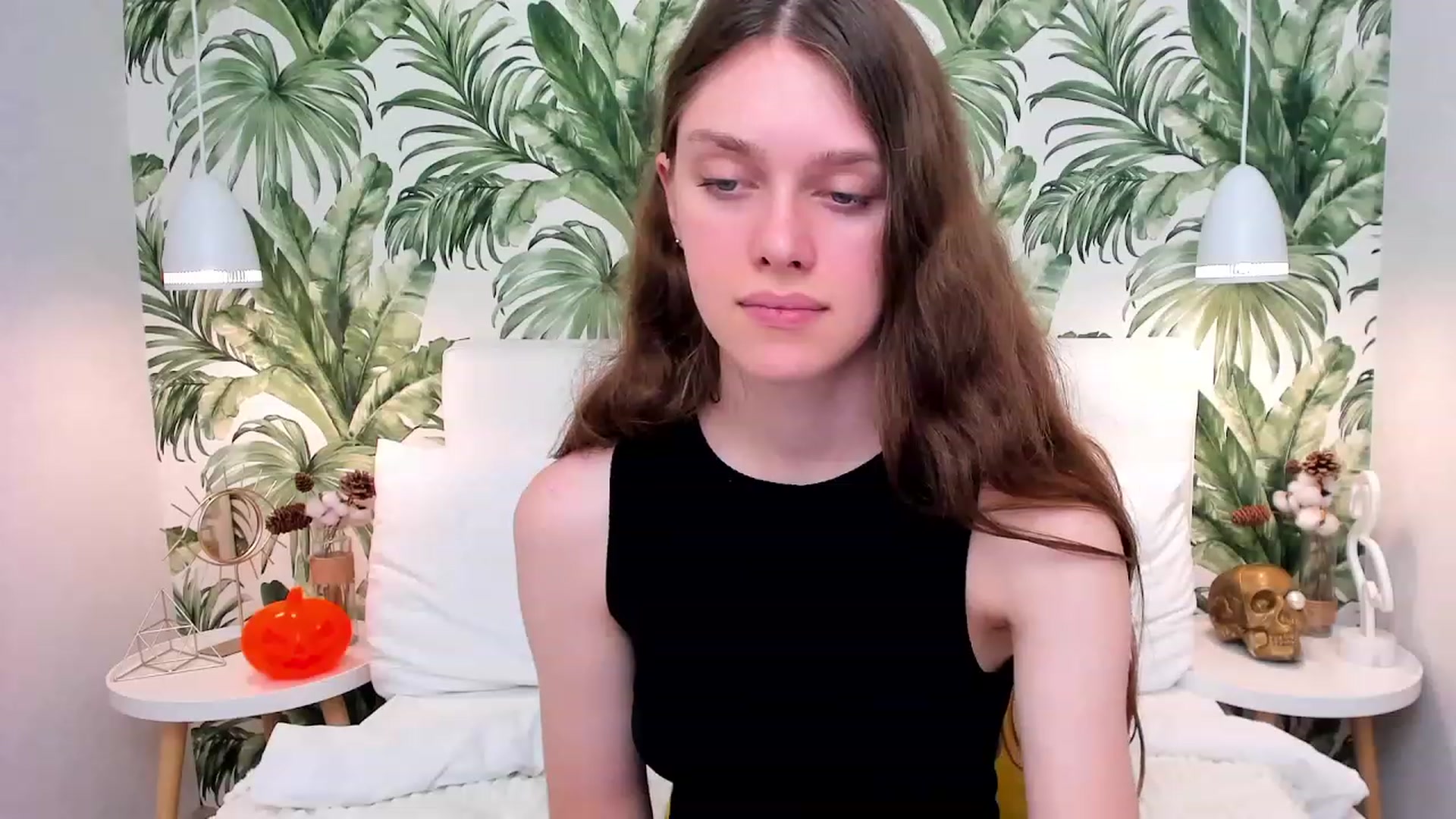 Gallery image thumbnail from JaneBrown's myfreecams stream on, 10/31/2023, 12:35 image 15 of 20