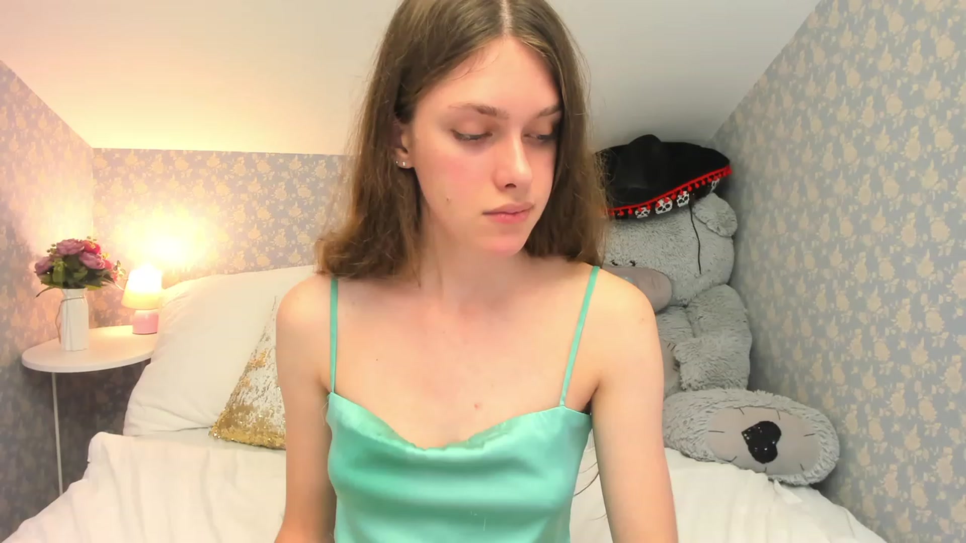 Gallery image thumbnail from JaneBrown's myfreecams stream on, 11/01/2023, 18:06 image 10 of 20