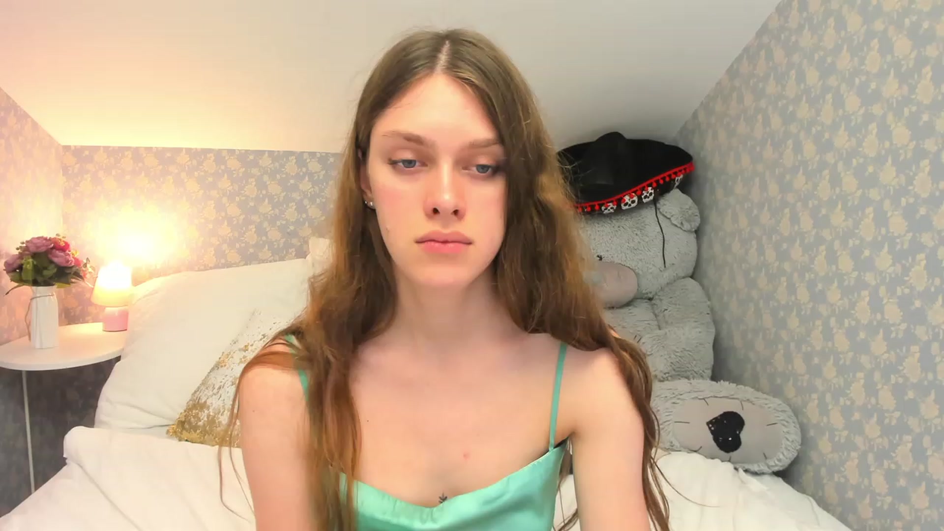 Gallery image thumbnail from JaneBrown's myfreecams stream on, 11/01/2023, 20:03 image 14 of 20