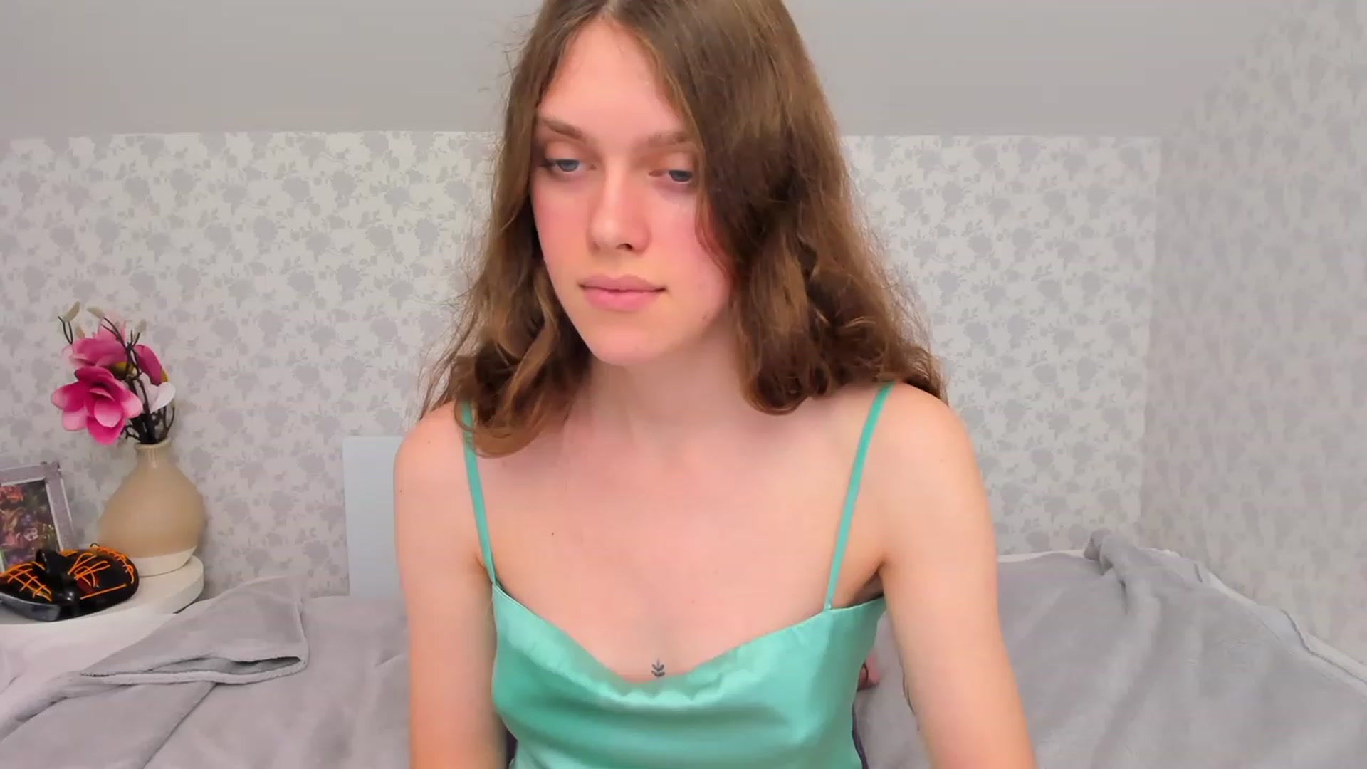 Gallery image thumbnail from JaneBrown's myfreecams stream on, 11/04/2023, 17:06 image 17 of 20