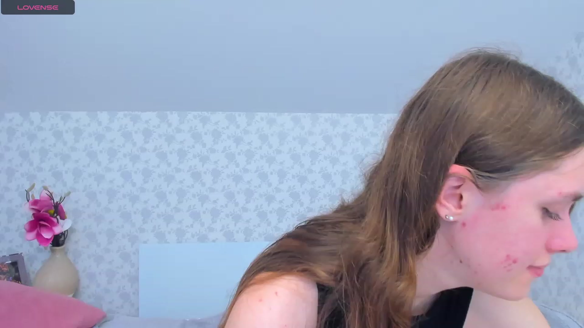 Gallery image thumbnail from JaneBrown's myfreecams stream on, 11/05/2023, 18:30 image 8 of 20