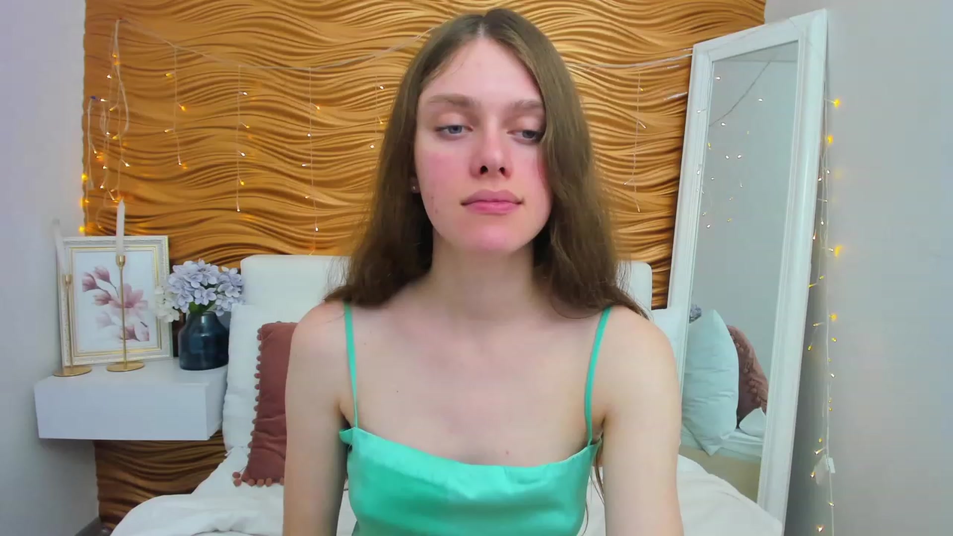 Gallery image thumbnail from JaneBrown's myfreecams stream on, 11/07/2023, 12:11 image 2 of 20