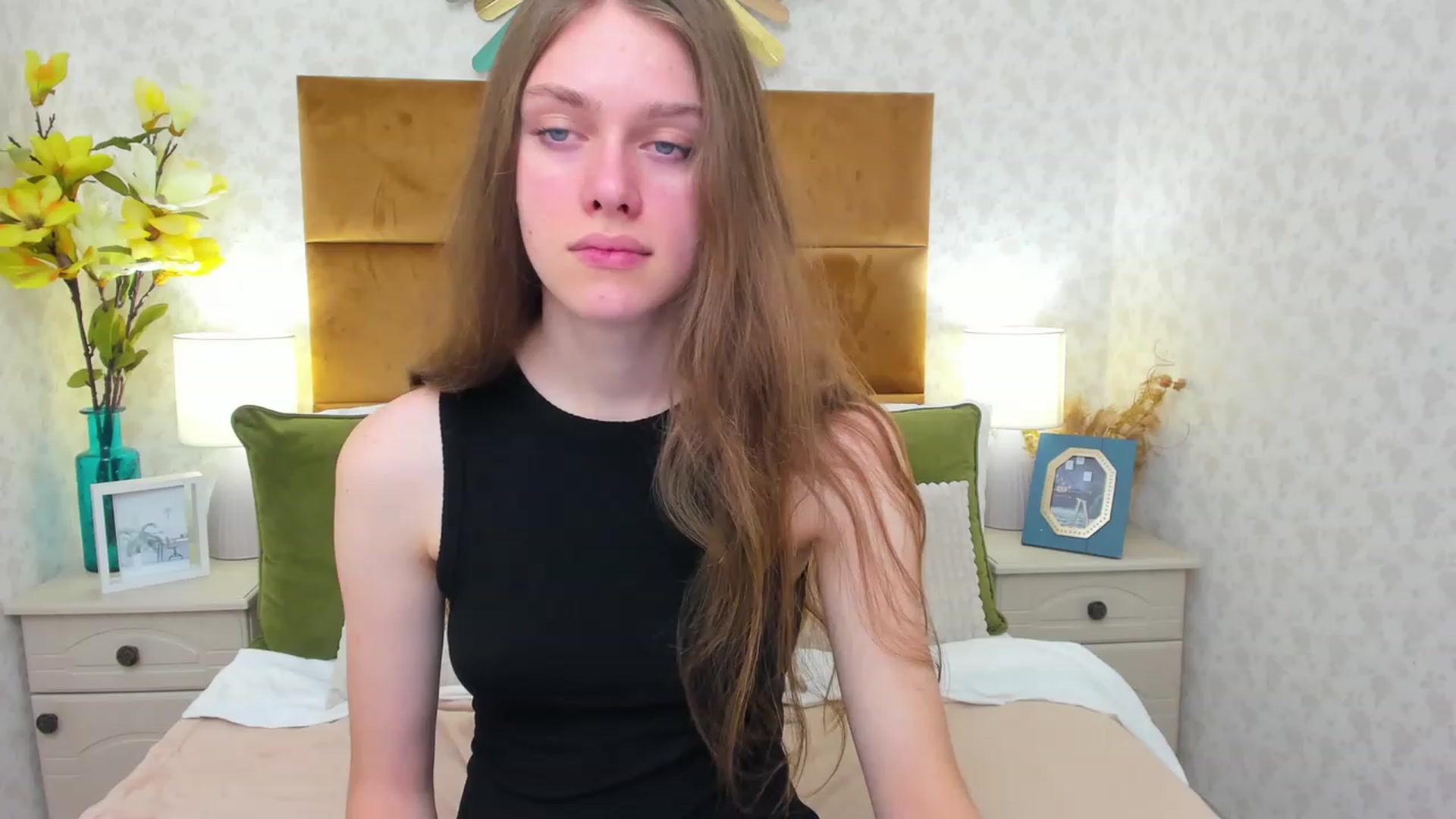 Gallery image thumbnail from JaneBrown's myfreecams stream on, 11/10/2023, 13:57 image 2 of 20