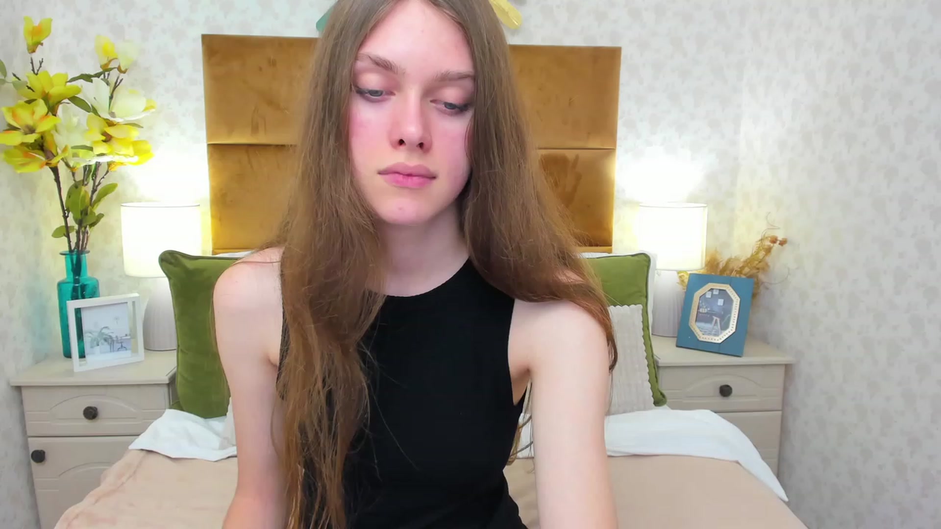 Gallery image thumbnail from JaneBrown's myfreecams stream on, 11/10/2023, 15:26 image 13 of 20