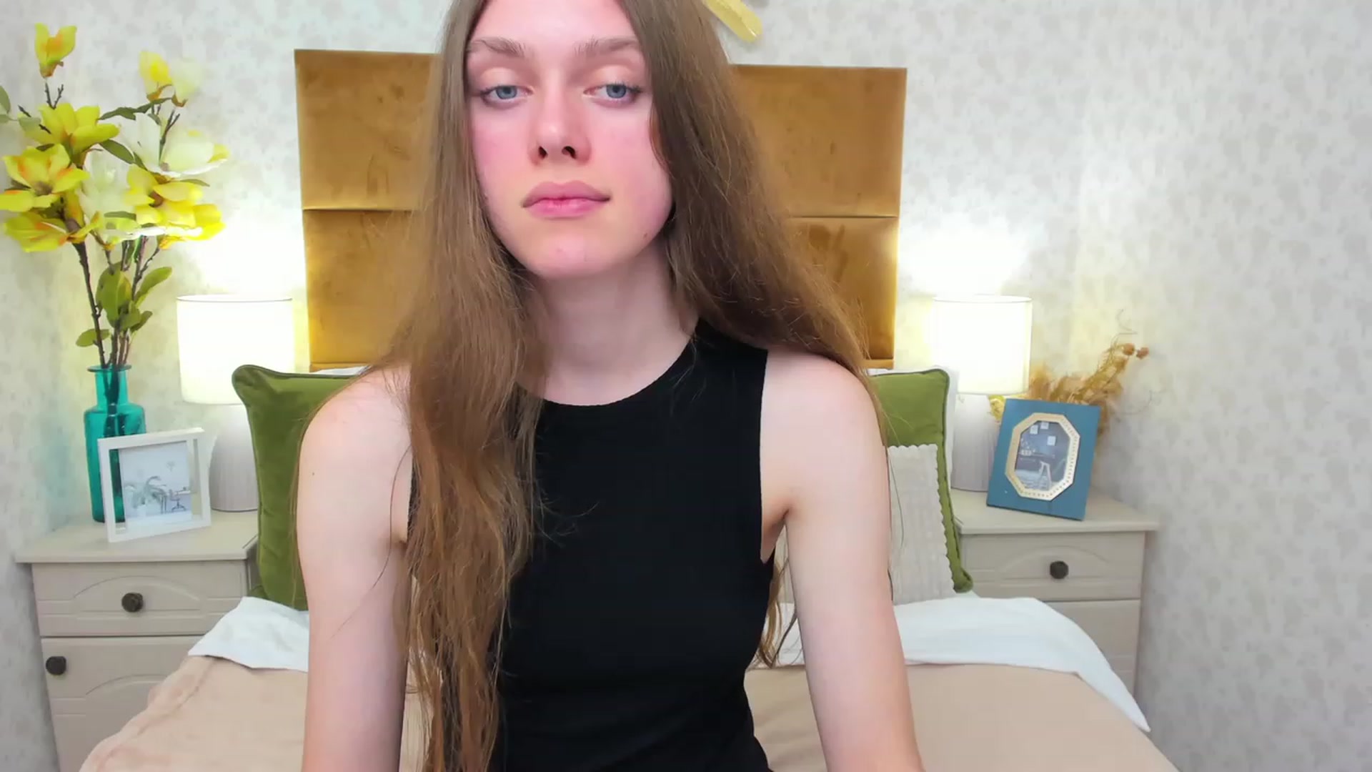 Gallery image thumbnail from JaneBrown's myfreecams stream on, 11/10/2023, 15:26 image 17 of 20