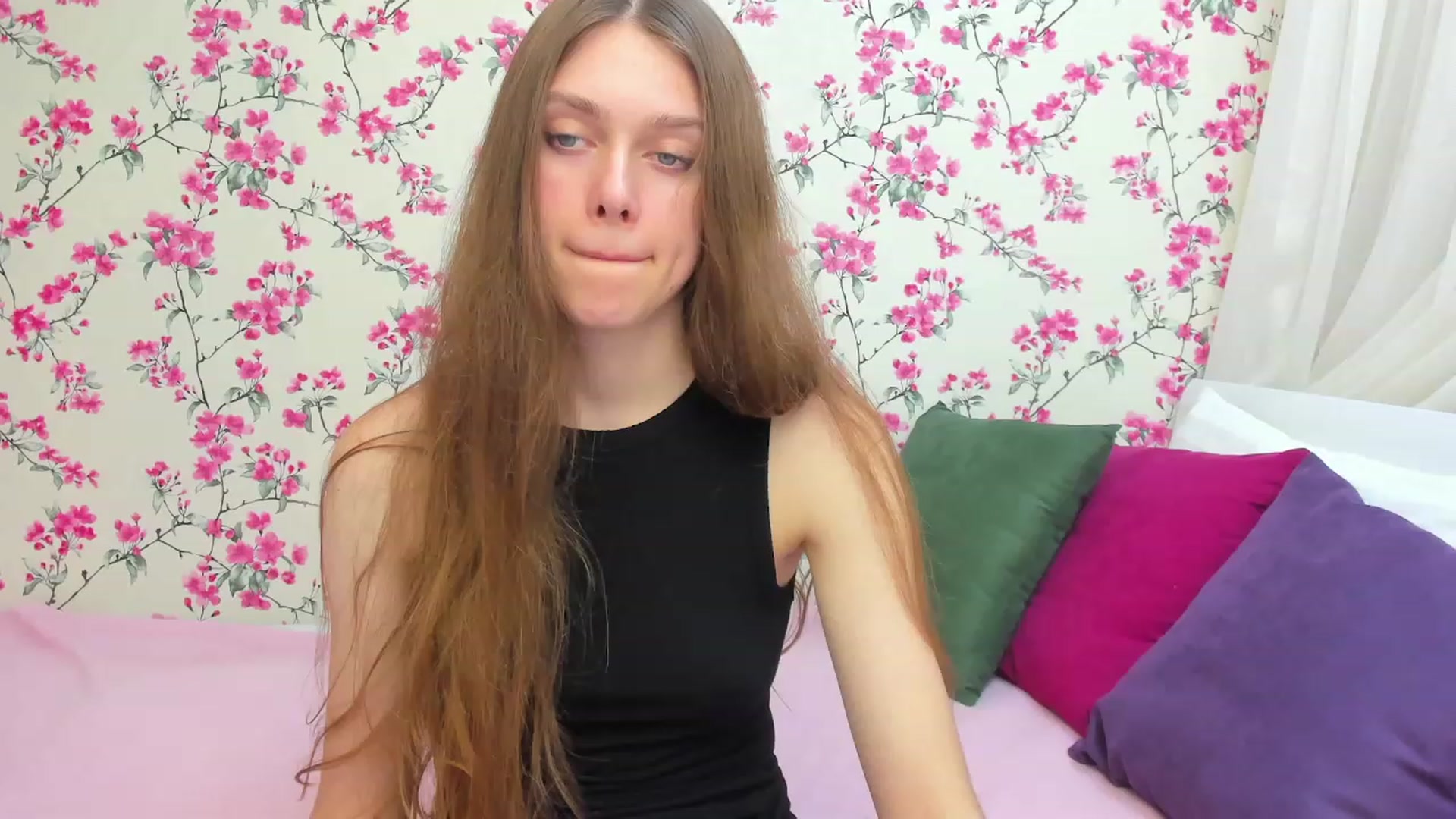 Gallery image thumbnail from JaneBrown's myfreecams stream on, 11/11/2023, 14:52 image 13 of 20