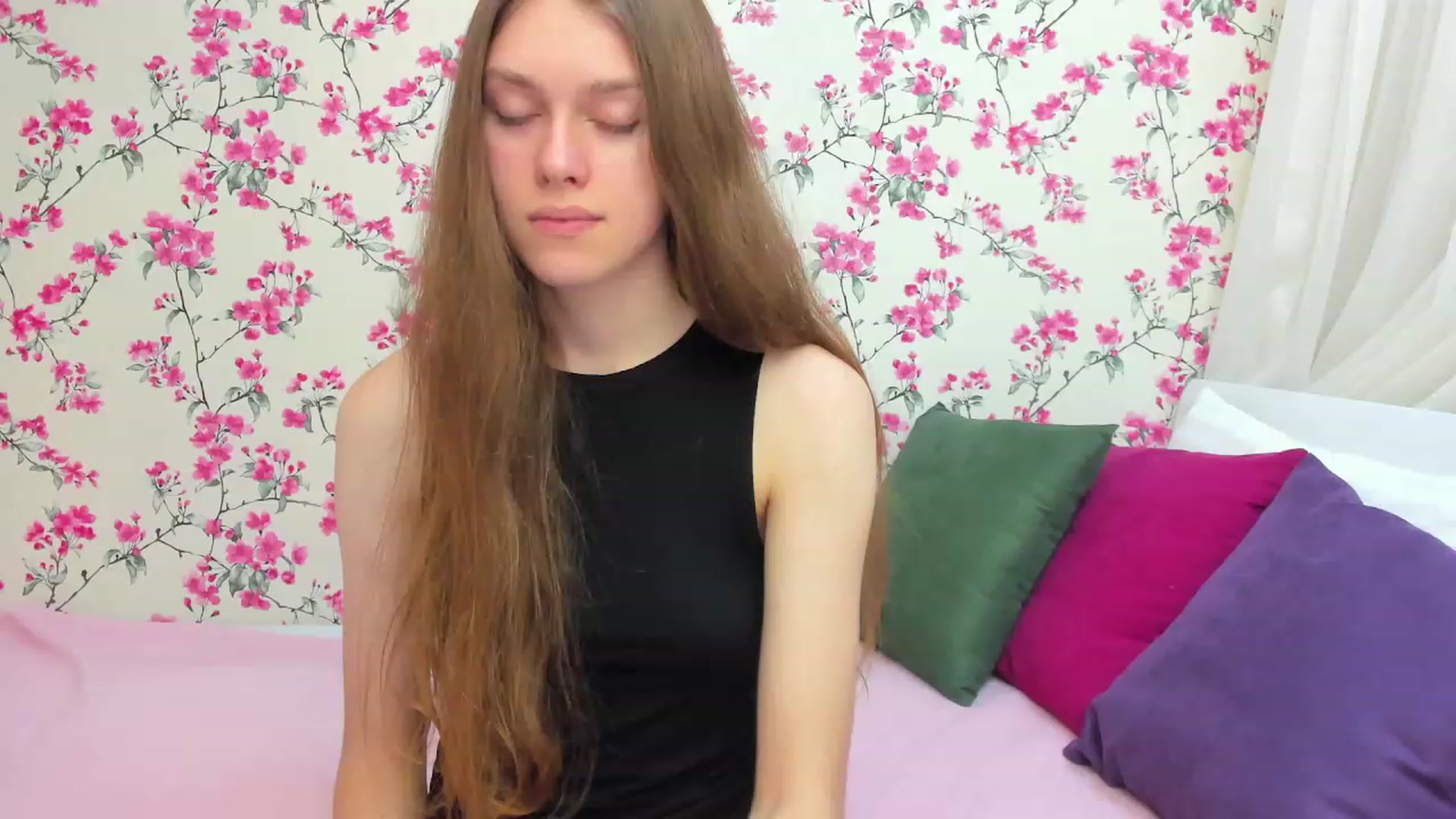 Gallery image thumbnail from JaneBrown's myfreecams stream on, 11/11/2023, 14:52 image 17 of 20