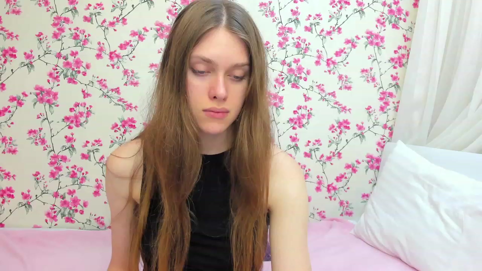 Gallery image thumbnail from JaneBrown's myfreecams stream on, 11/11/2023, 16:39 image 12 of 20