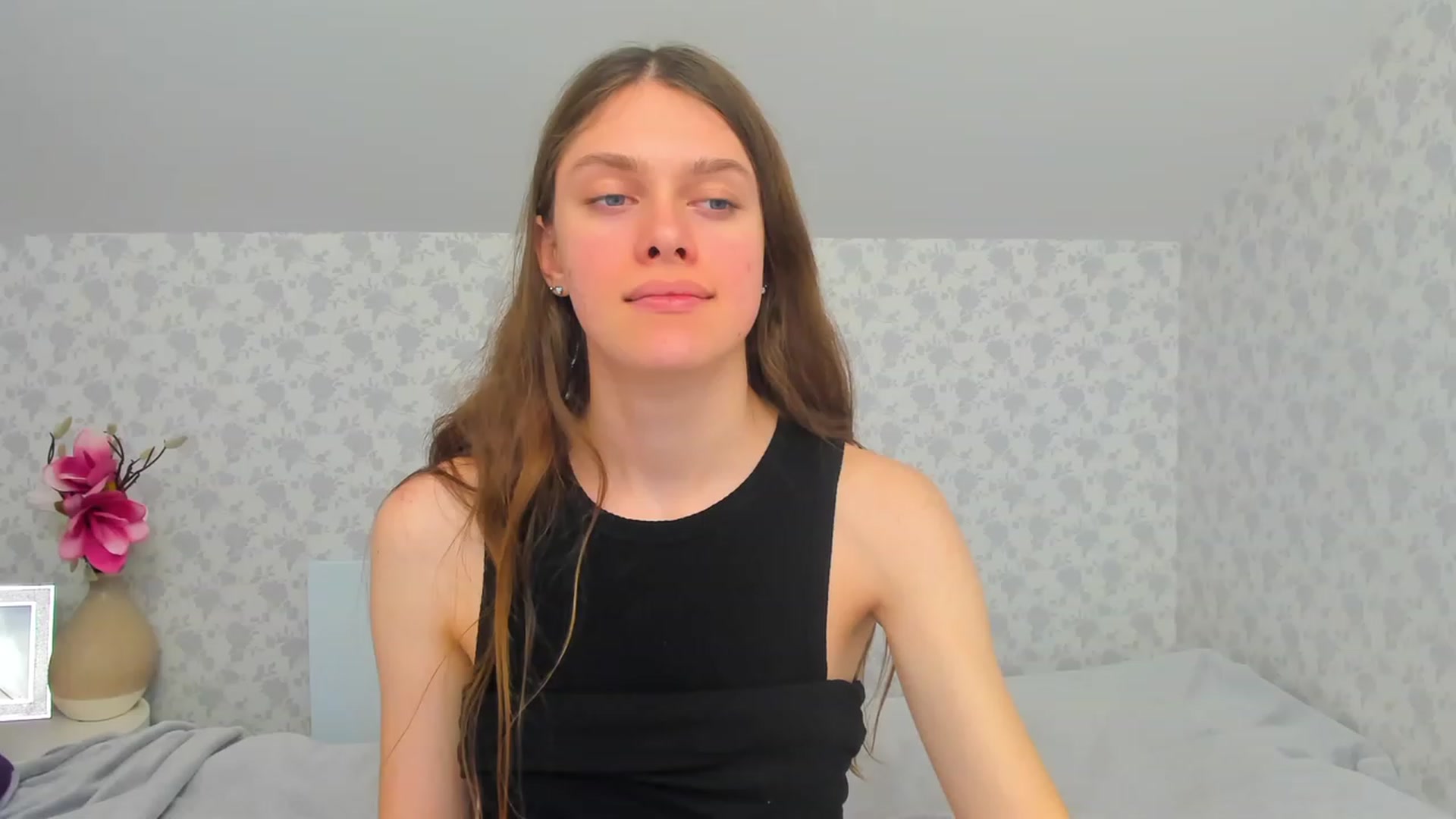 Gallery image thumbnail from JaneBrown's myfreecams stream on, 11/12/2023, 10:22 image 1 of 20