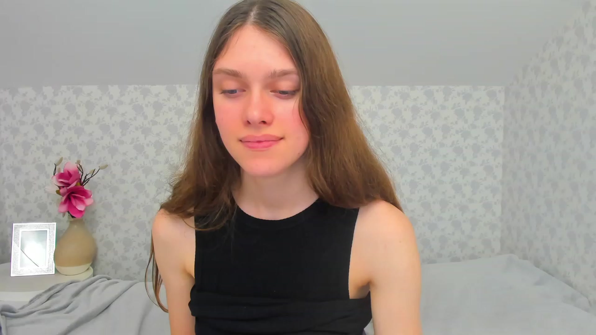 Gallery image thumbnail from JaneBrown's myfreecams stream on, 11/12/2023, 12:40 image 18 of 20