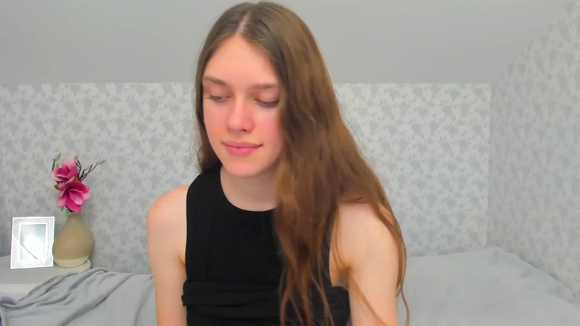 Gallery image thumbnail from JaneBrown's myfreecams stream on, 11/12/2023, 12:40 image 20 of 20