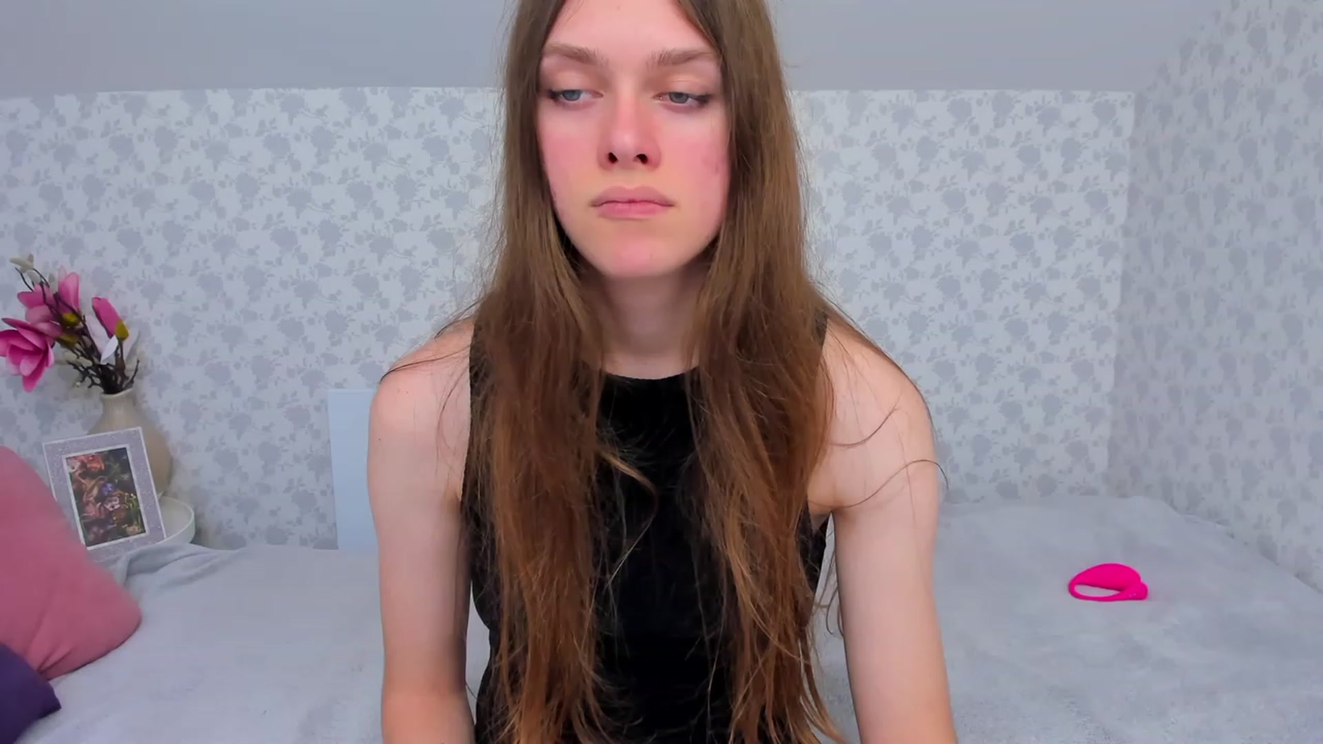 Gallery image thumbnail from JaneBrown's myfreecams stream on, 11/22/2023, 14:19 image 18 of 20