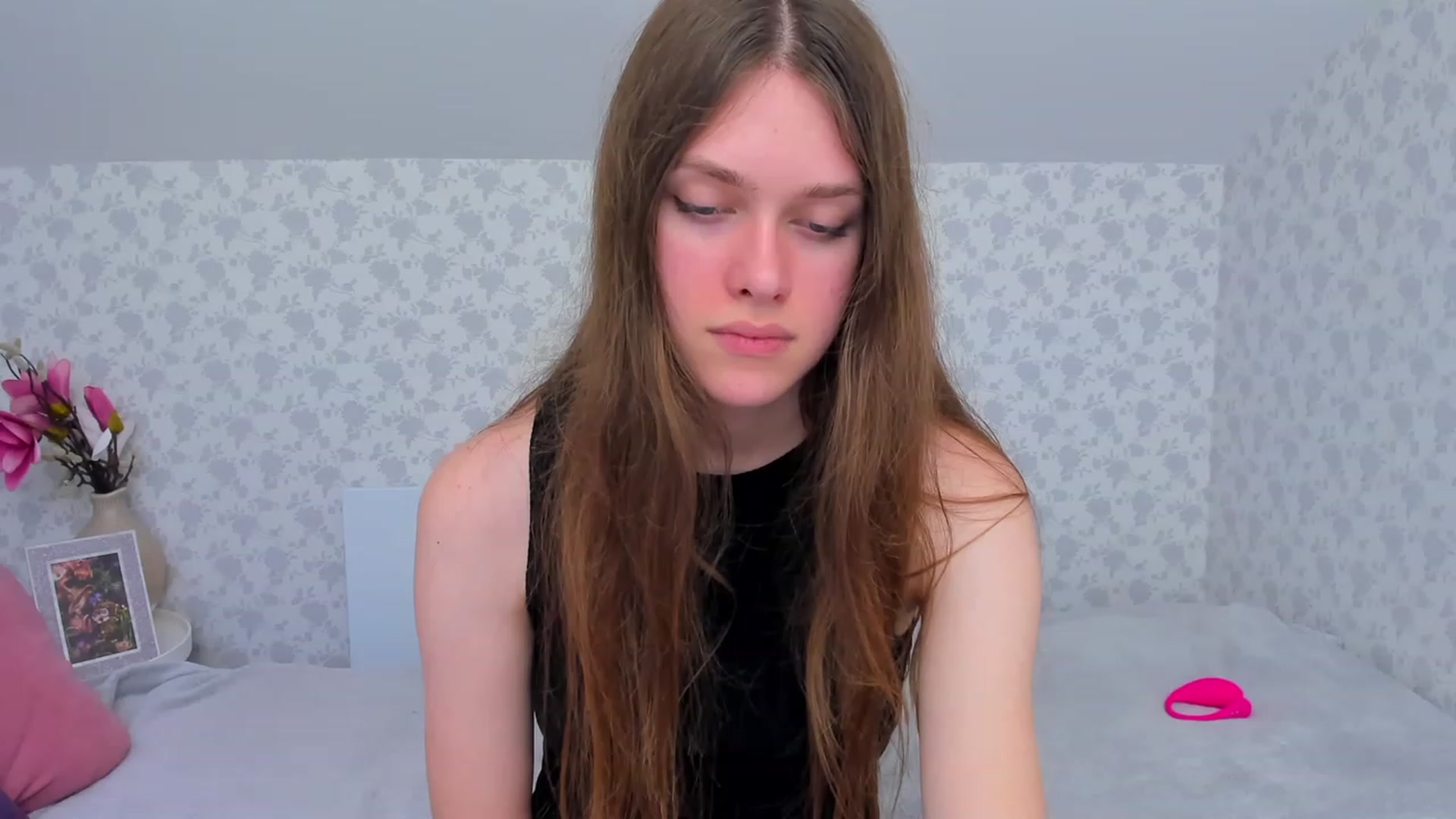 Gallery image thumbnail from JaneBrown's myfreecams stream on, 11/22/2023, 14:19 image 5 of 20
