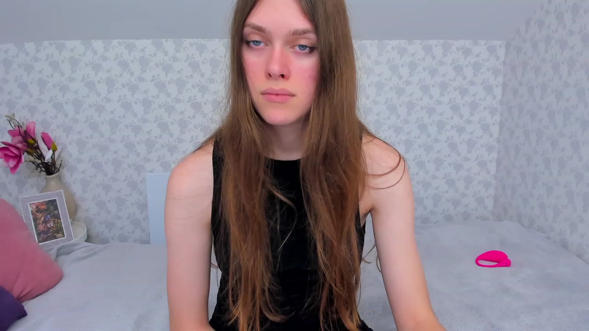 Gallery image thumbnail from JaneBrown's myfreecams stream on, 11/22/2023, 14:19 image 12 of 20