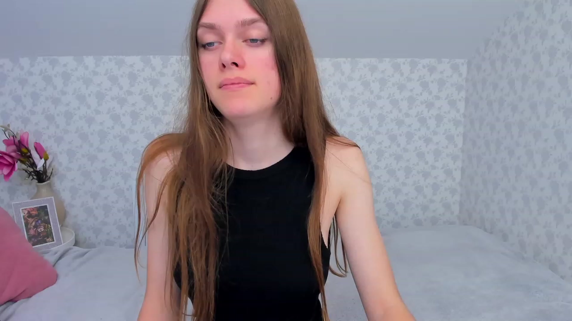 Gallery image thumbnail from JaneBrown's myfreecams stream on, 11/22/2023, 15:00 image 14 of 20