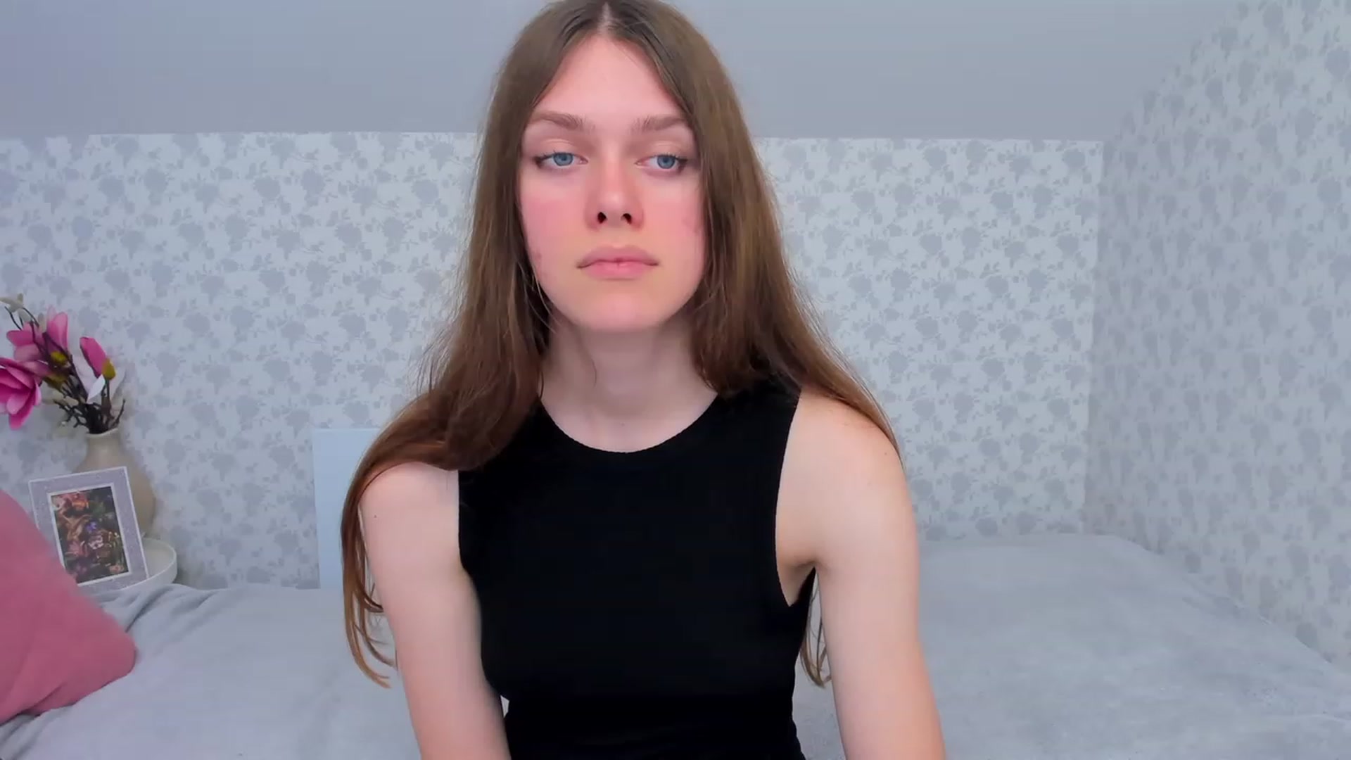 Gallery image thumbnail from JaneBrown's myfreecams stream on, 11/22/2023, 15:00 image 9 of 20