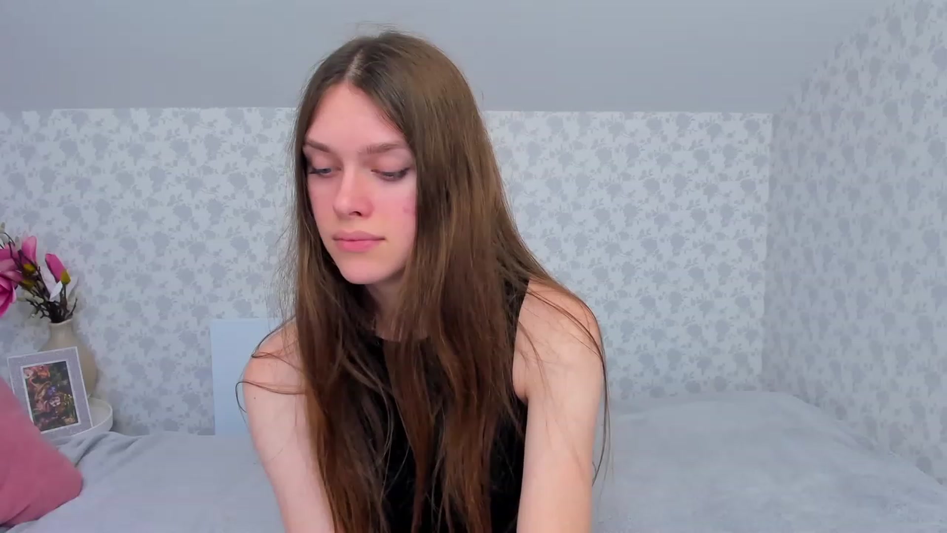 Gallery image thumbnail from JaneBrown's myfreecams stream on, 11/22/2023, 17:25 image 5 of 20