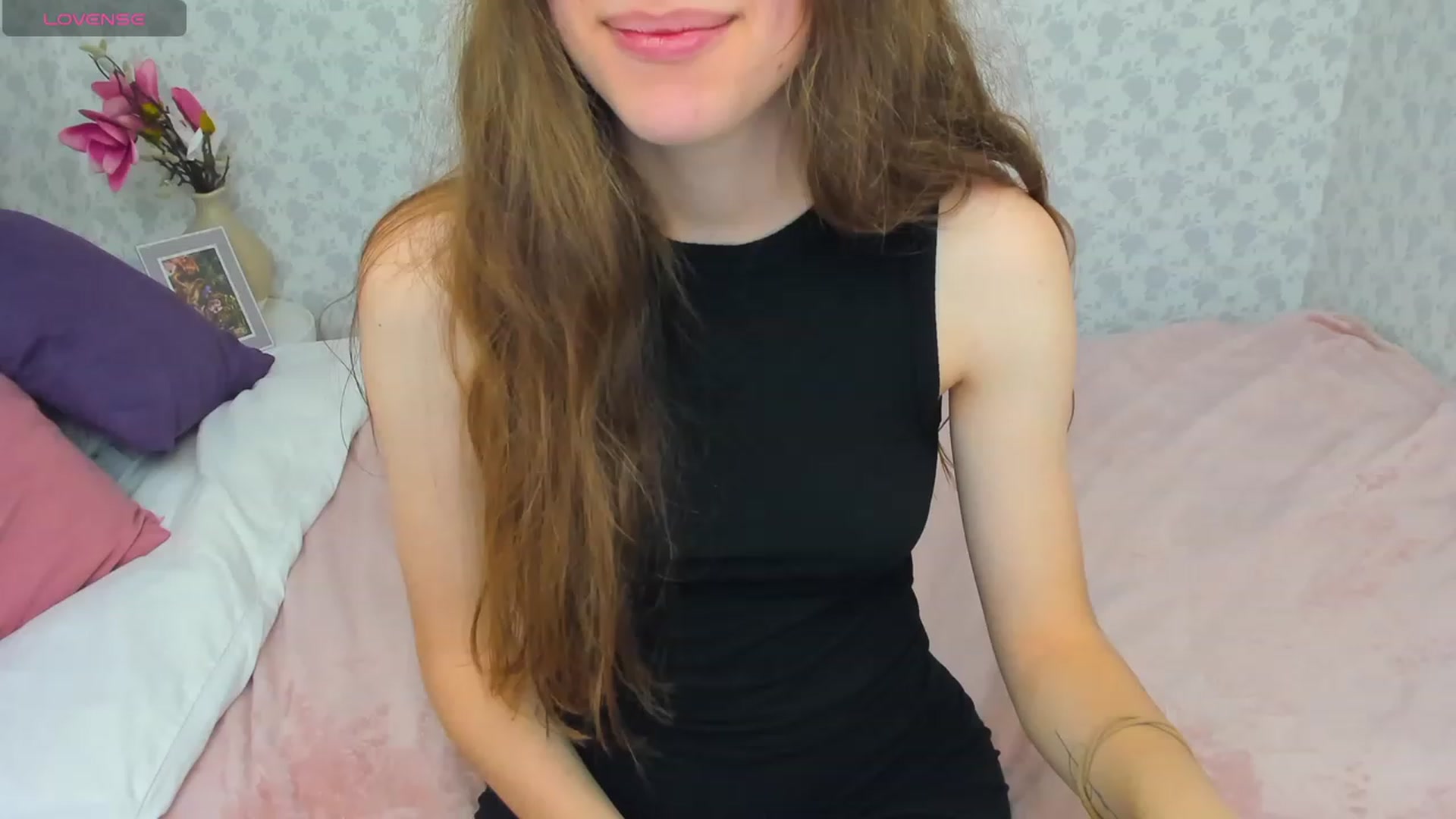 Gallery image thumbnail from JaneBrown's myfreecams stream on, 11/24/2023, 12:06 image 1 of 20