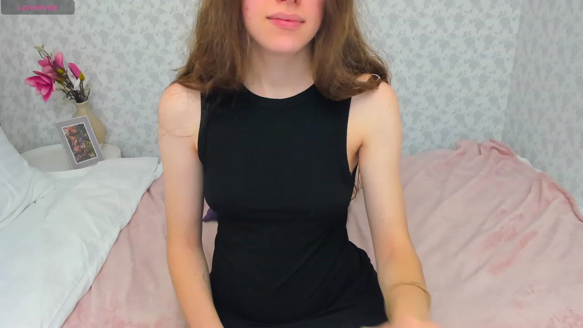 Gallery image thumbnail from JaneBrown's myfreecams stream on, 11/24/2023, 12:06 image 17 of 20