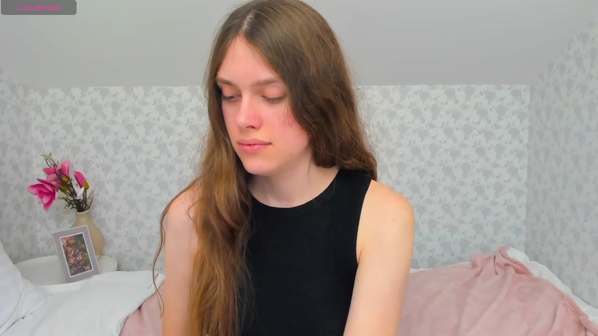 Gallery image thumbnail from JaneBrown's myfreecams stream on, 11/24/2023, 13:00 image 14 of 20