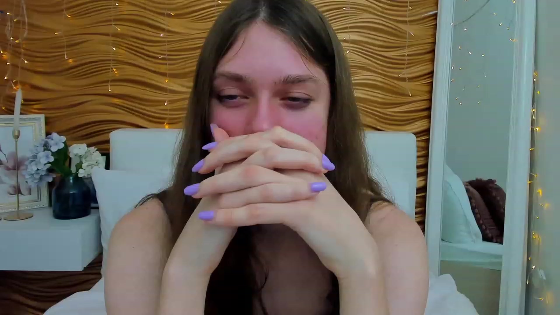Gallery image thumbnail from JaneBrown's myfreecams stream on, 11/25/2023, 18:00 image 3 of 20