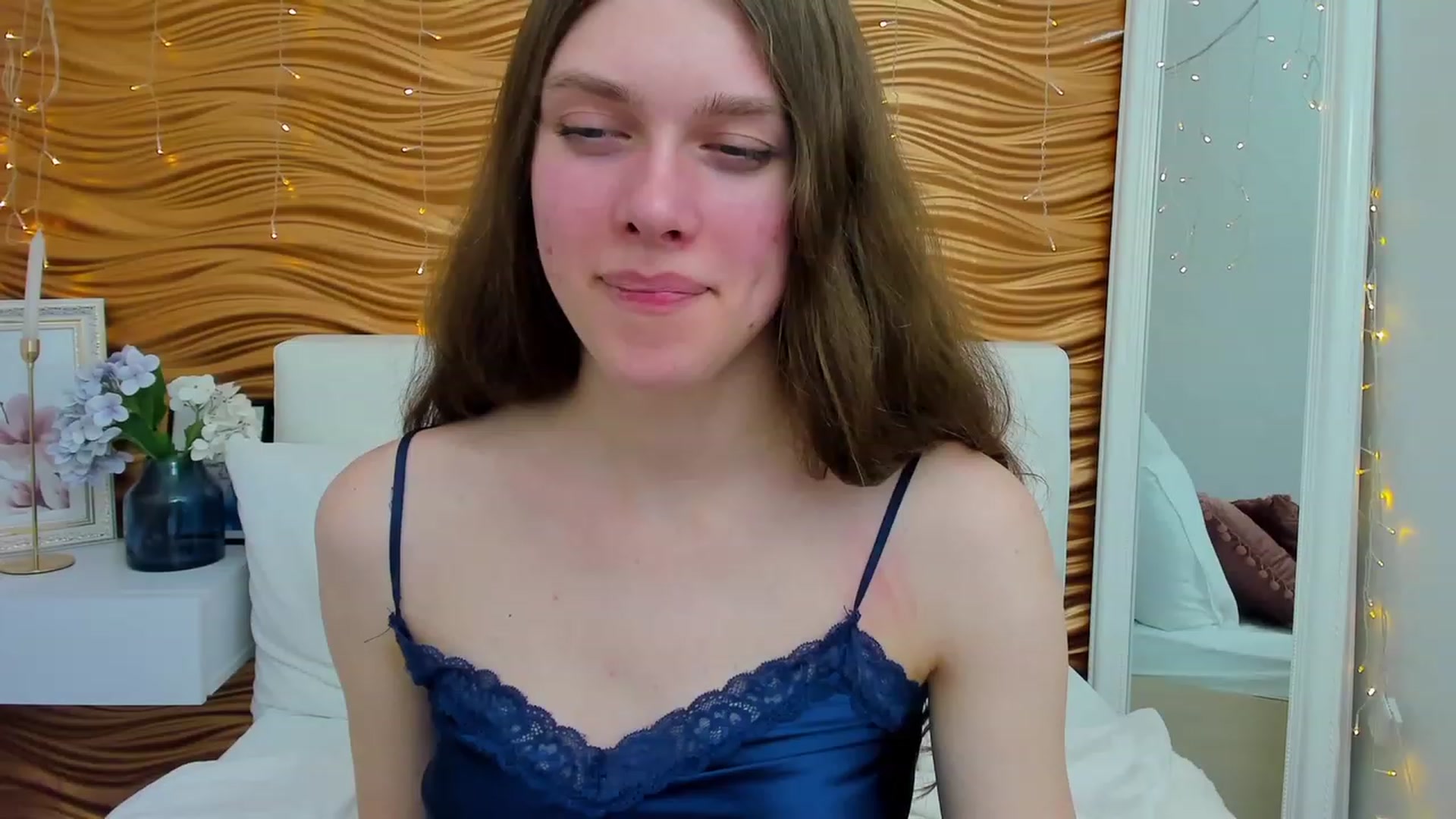 Gallery image thumbnail from JaneBrown's myfreecams stream on, 11/25/2023, 18:00 image 16 of 20