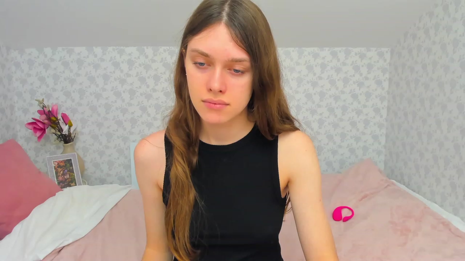 Gallery image thumbnail from JaneBrown's myfreecams stream on, 11/30/2023, 14:10 image 13 of 20
