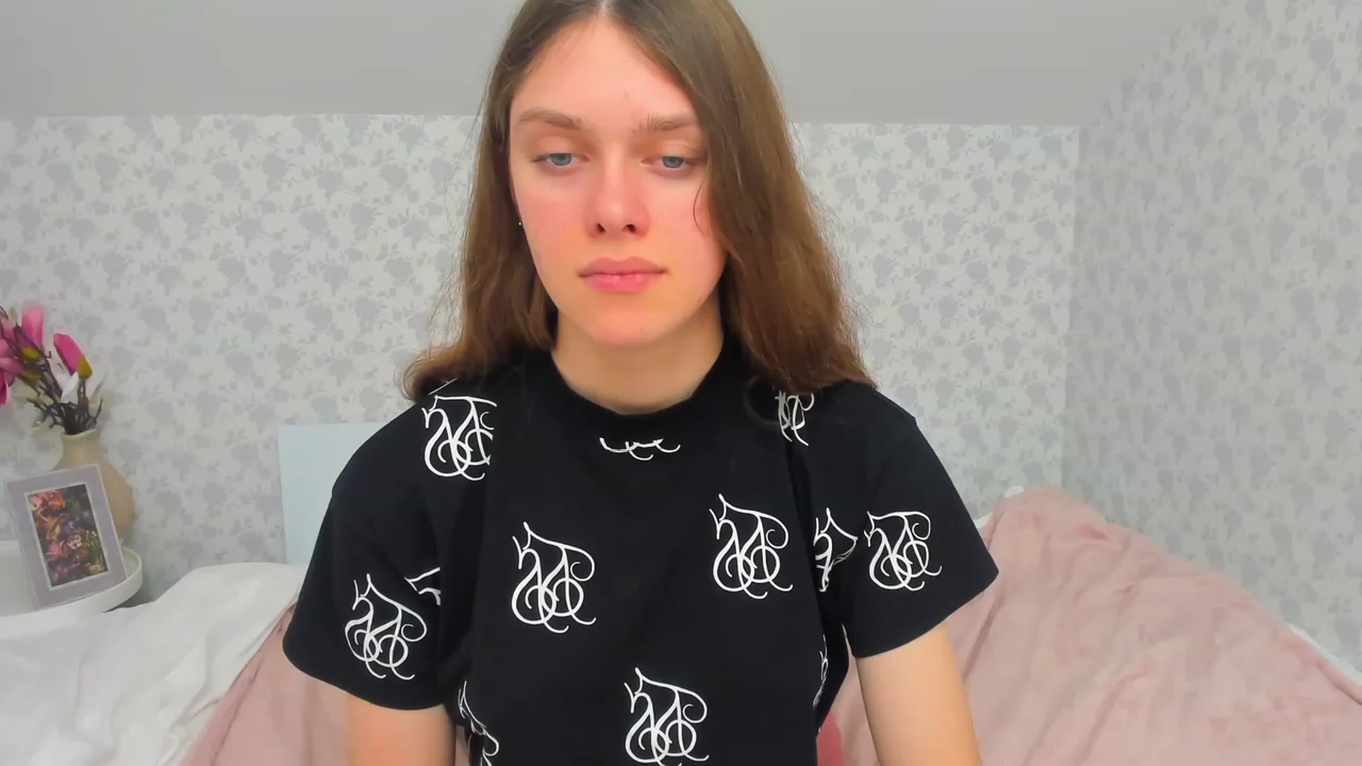 Gallery image thumbnail from JaneBrown's myfreecams stream on, 12/01/2023, 12:27 image 1 of 20
