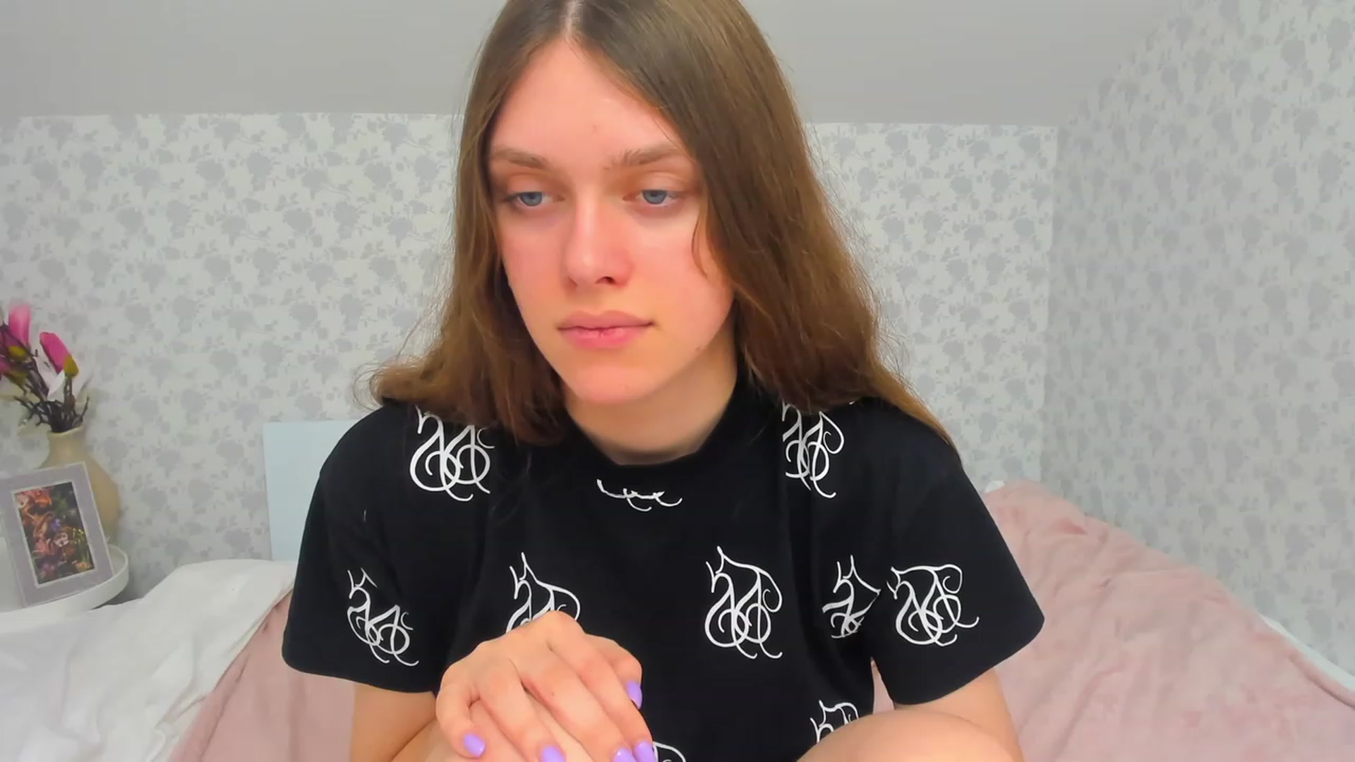 Gallery image thumbnail from JaneBrown's myfreecams stream on, 12/01/2023, 12:27 image 3 of 20
