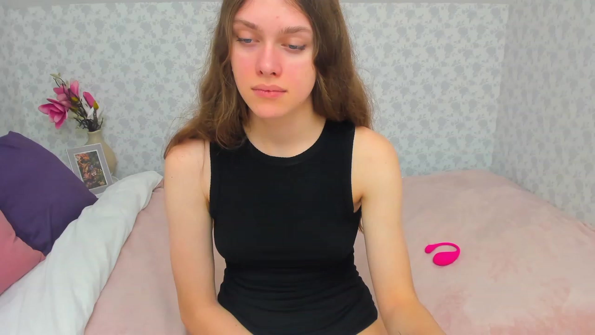 Gallery image thumbnail from JaneBrown's myfreecams stream on, 12/02/2023, 14:14 image 11 of 20