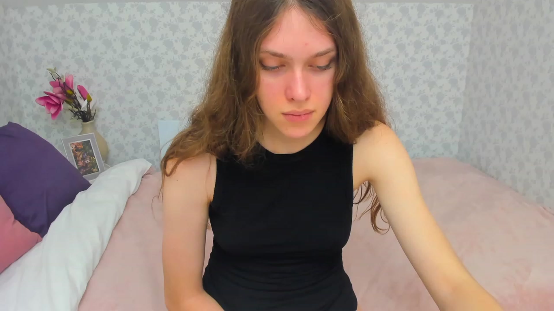 Gallery image thumbnail from JaneBrown's myfreecams stream on, 12/02/2023, 14:14 image 12 of 20