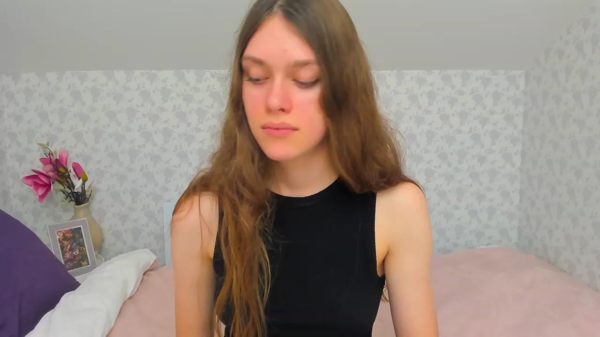 Gallery image thumbnail from JaneBrown's myfreecams stream on, 12/02/2023, 14:14 image 20 of 20