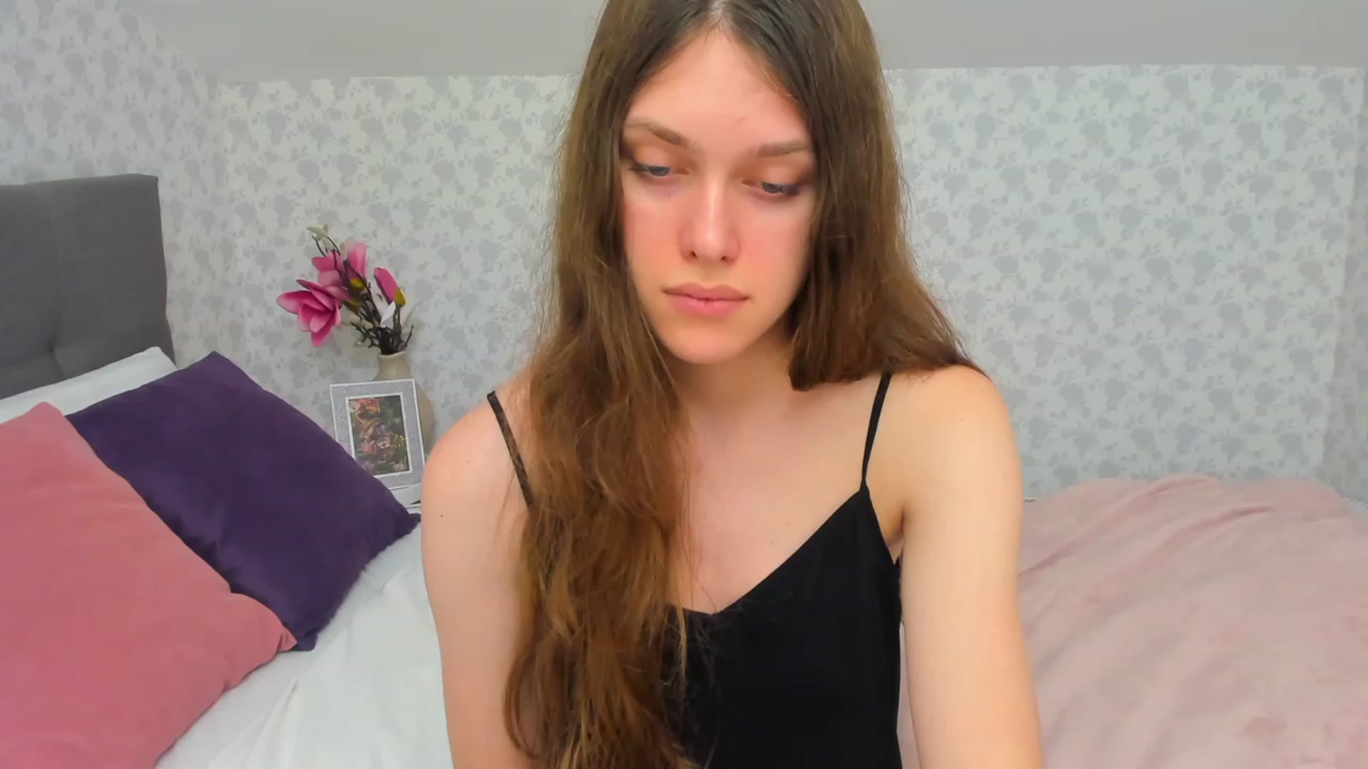 Gallery image thumbnail from JaneBrown's myfreecams stream on, 12/03/2023, 16:15 image 20 of 20