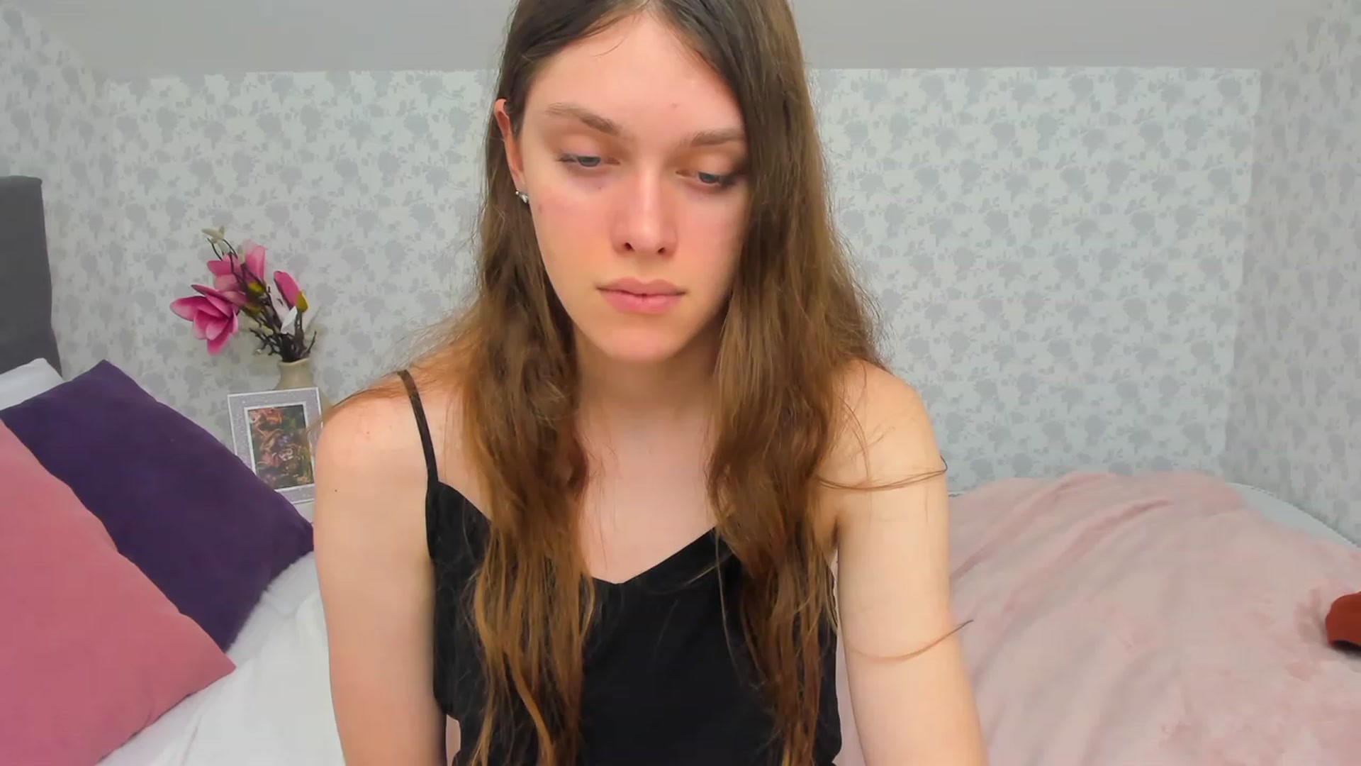 Gallery image thumbnail from JaneBrown's myfreecams stream on, 12/03/2023, 17:53 image 2 of 20