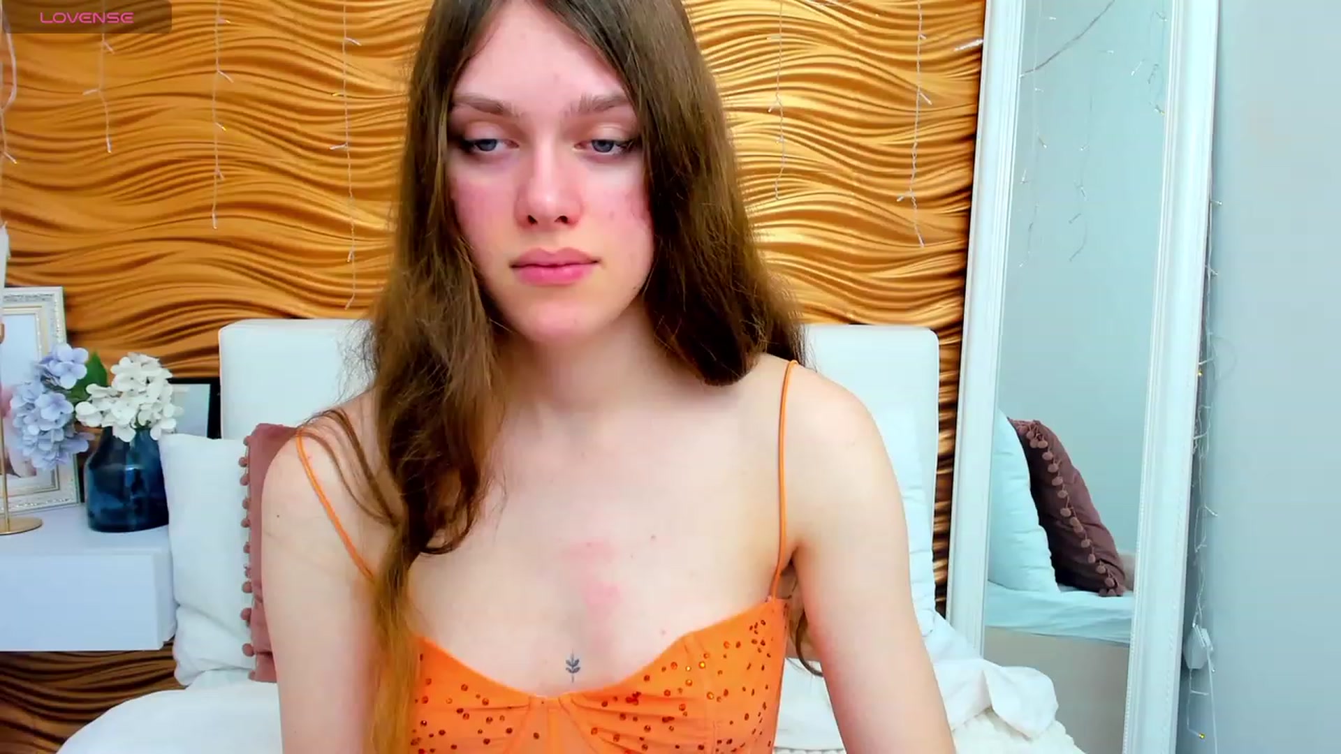 Gallery image thumbnail from JaneBrown's myfreecams stream on, 12/06/2023, 08:51 image 1 of 20
