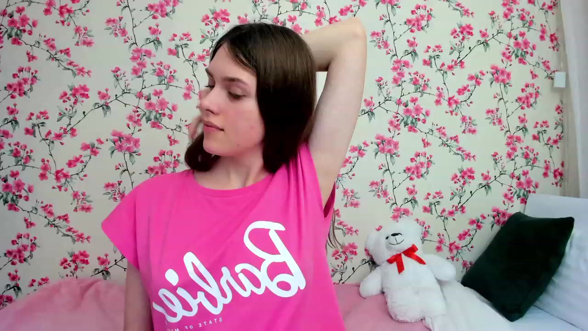 Gallery image thumbnail from JaneBrown's myfreecams stream on, 12/24/2023, 19:26 image 8 of 20