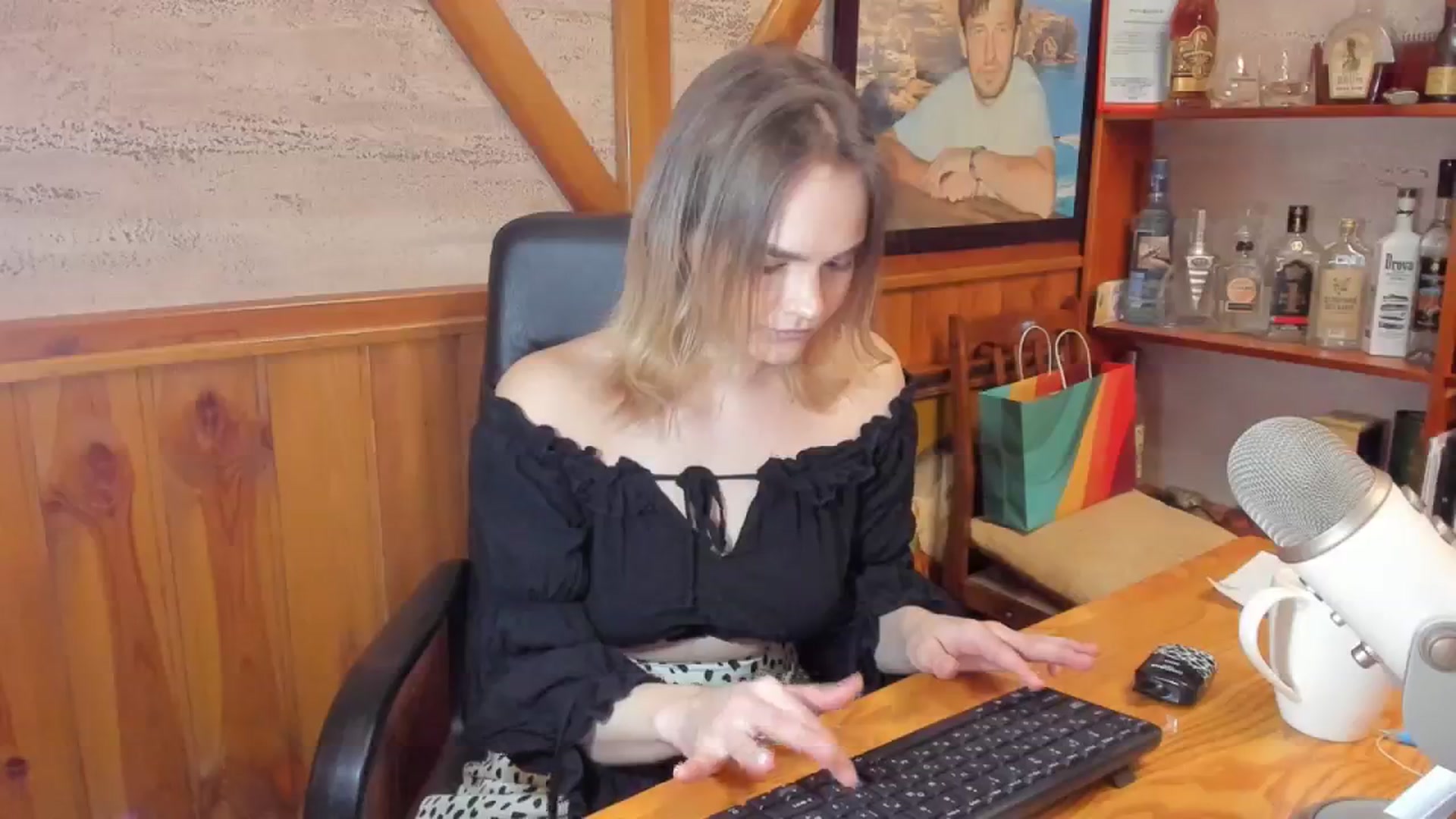 Gallery image thumbnail from JaneDoe_'s myfreecams stream on, 03/11/2024, 15:33 image 5 of 20